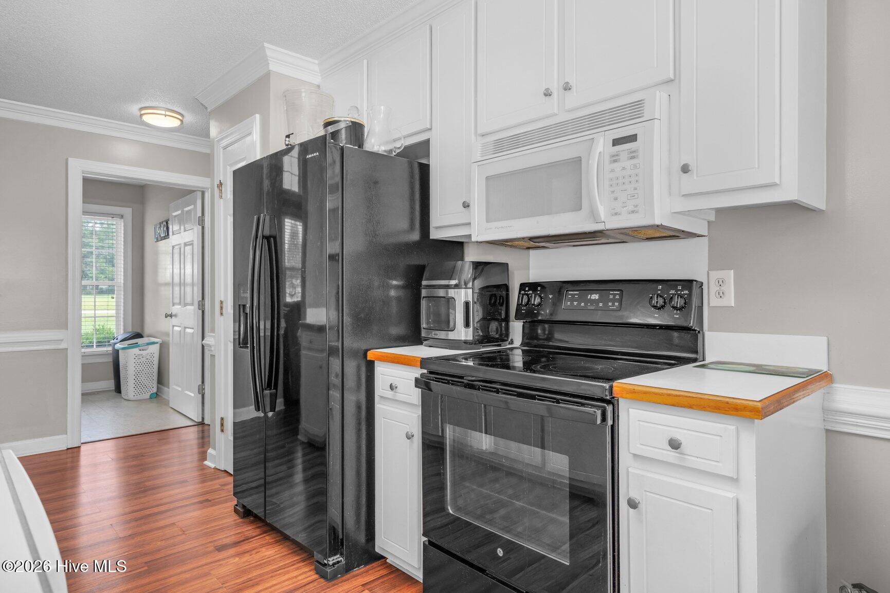 4827 Hunter Ridge Court