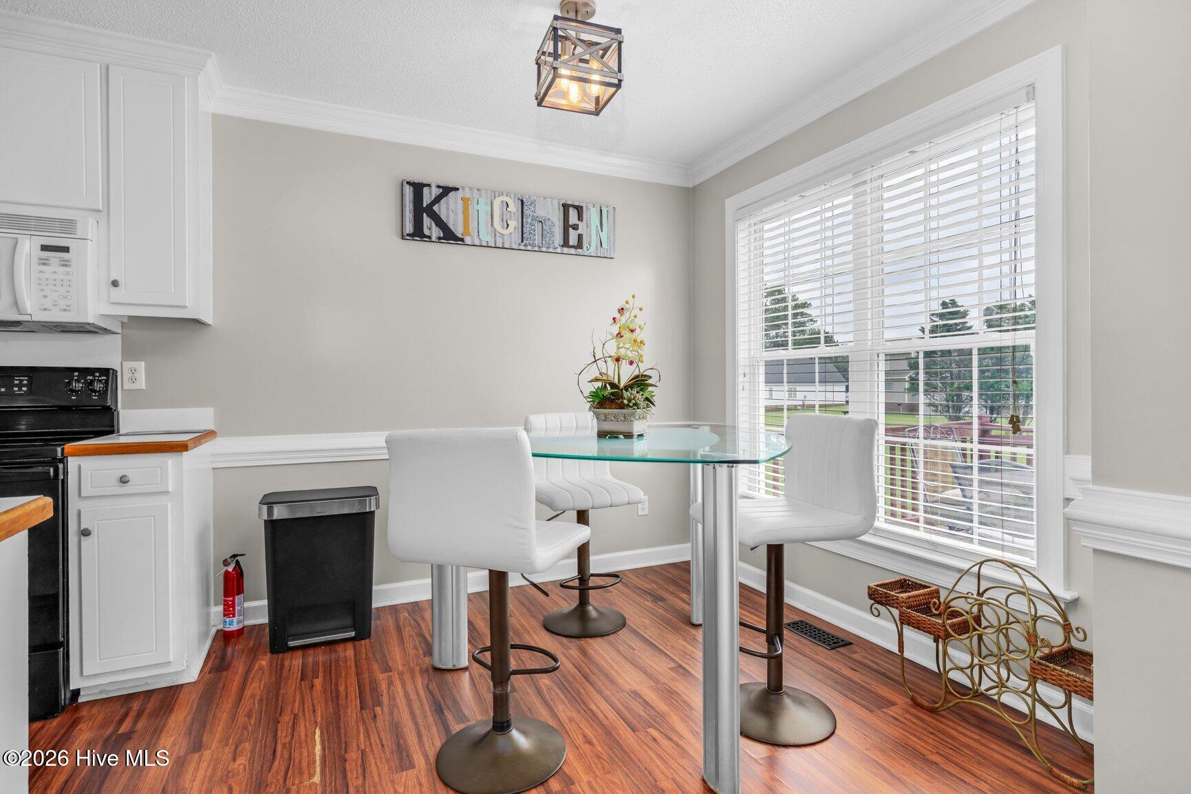 4827 Hunter Ridge Court