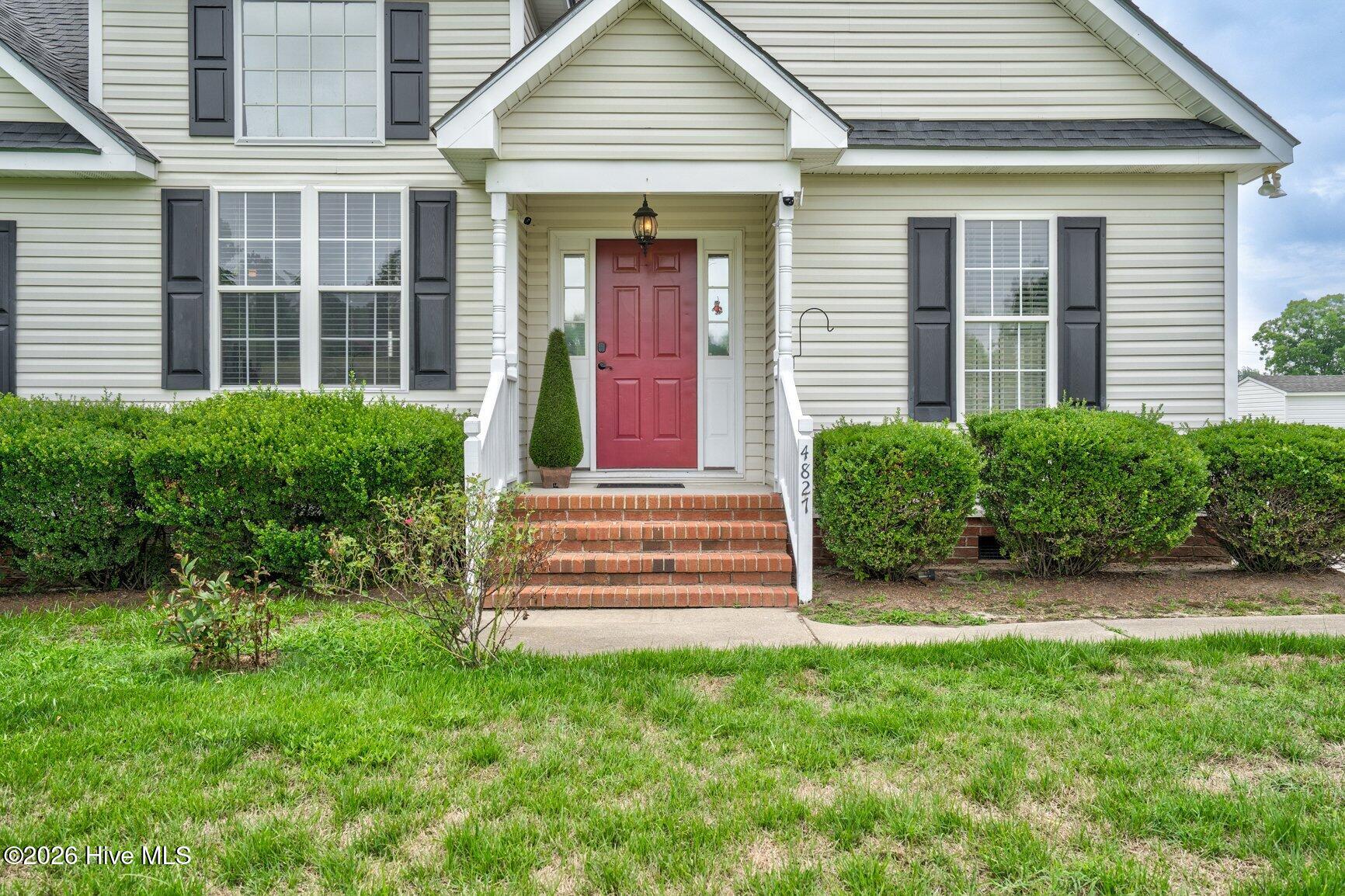 4827 Hunter Ridge Court