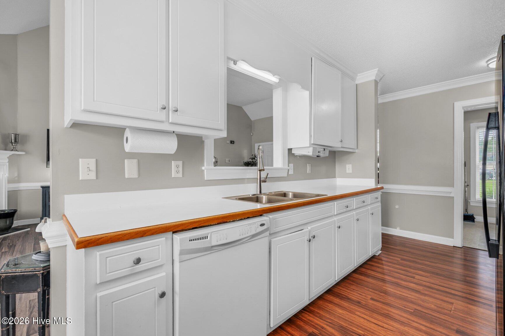 4827 Hunter Ridge Court