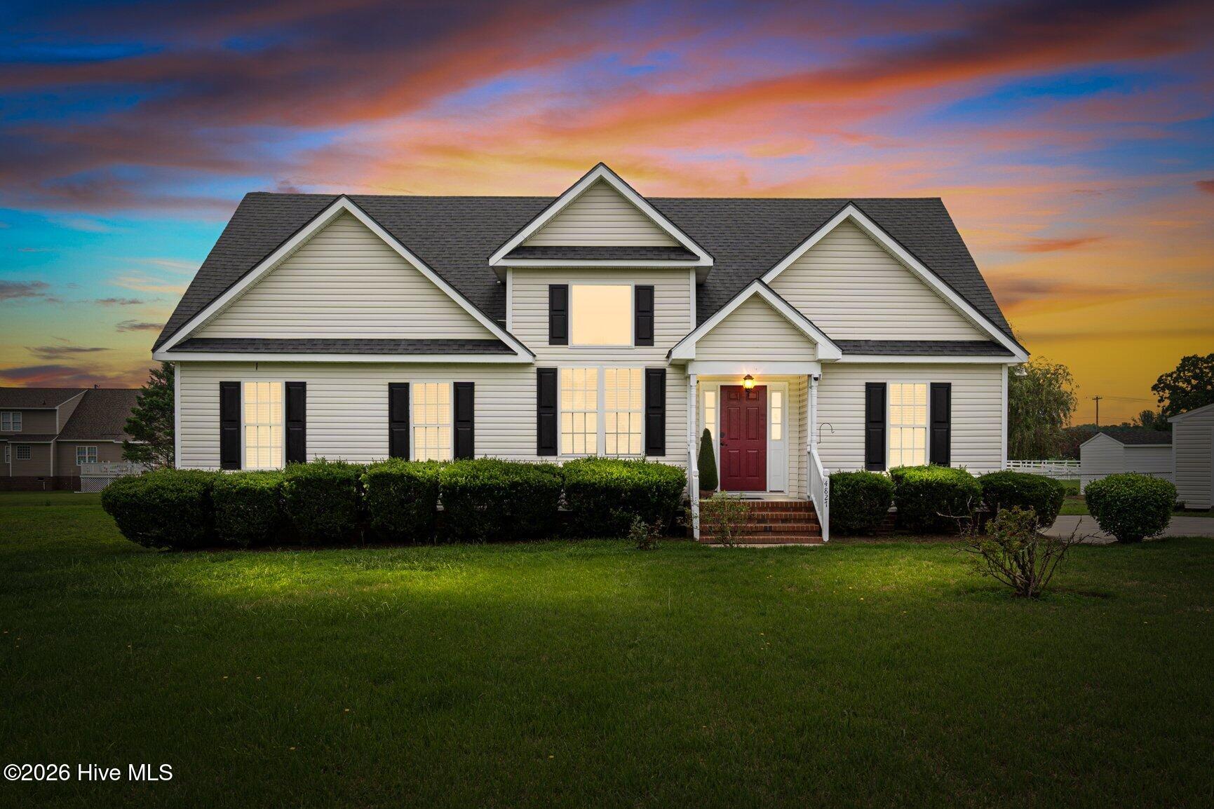 4827 Hunter Ridge Court