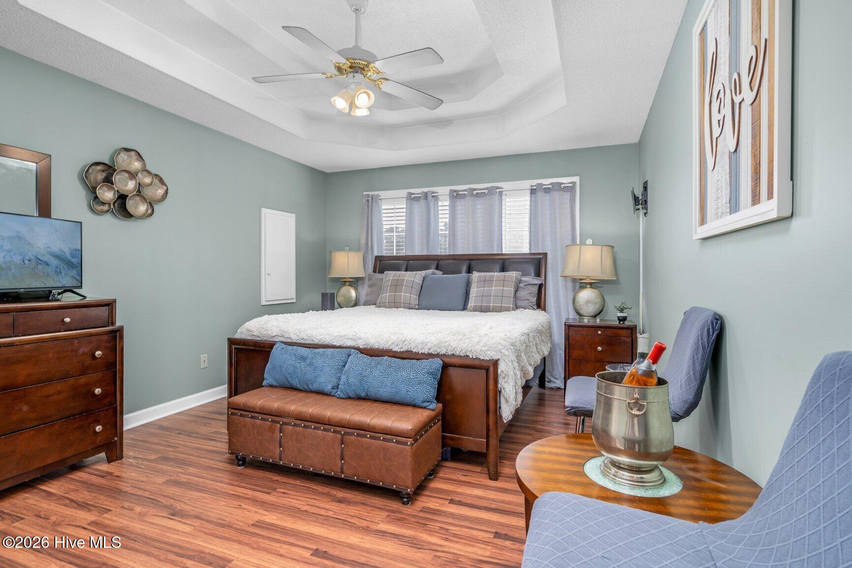 4827 Hunter Ridge Court