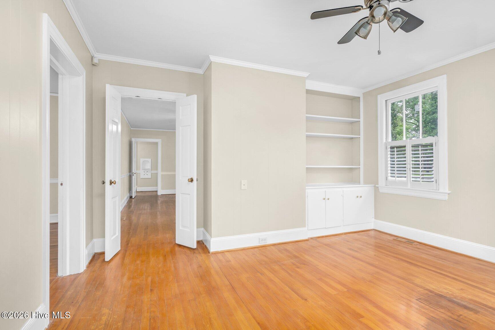 1041 Lafayette Avenue