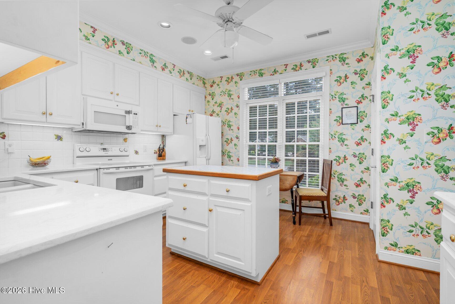 108 Cobblestone Court