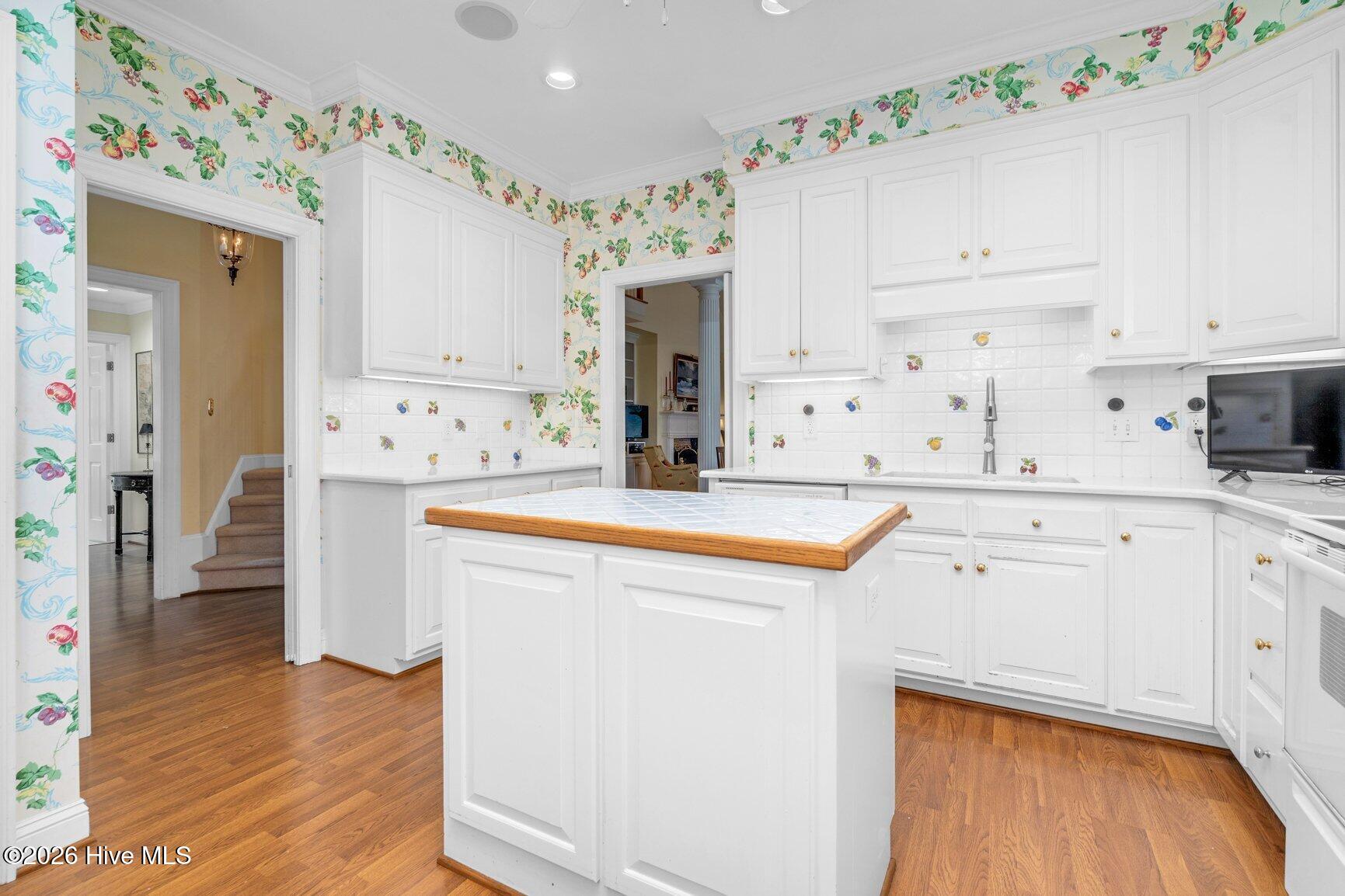 108 Cobblestone Court
