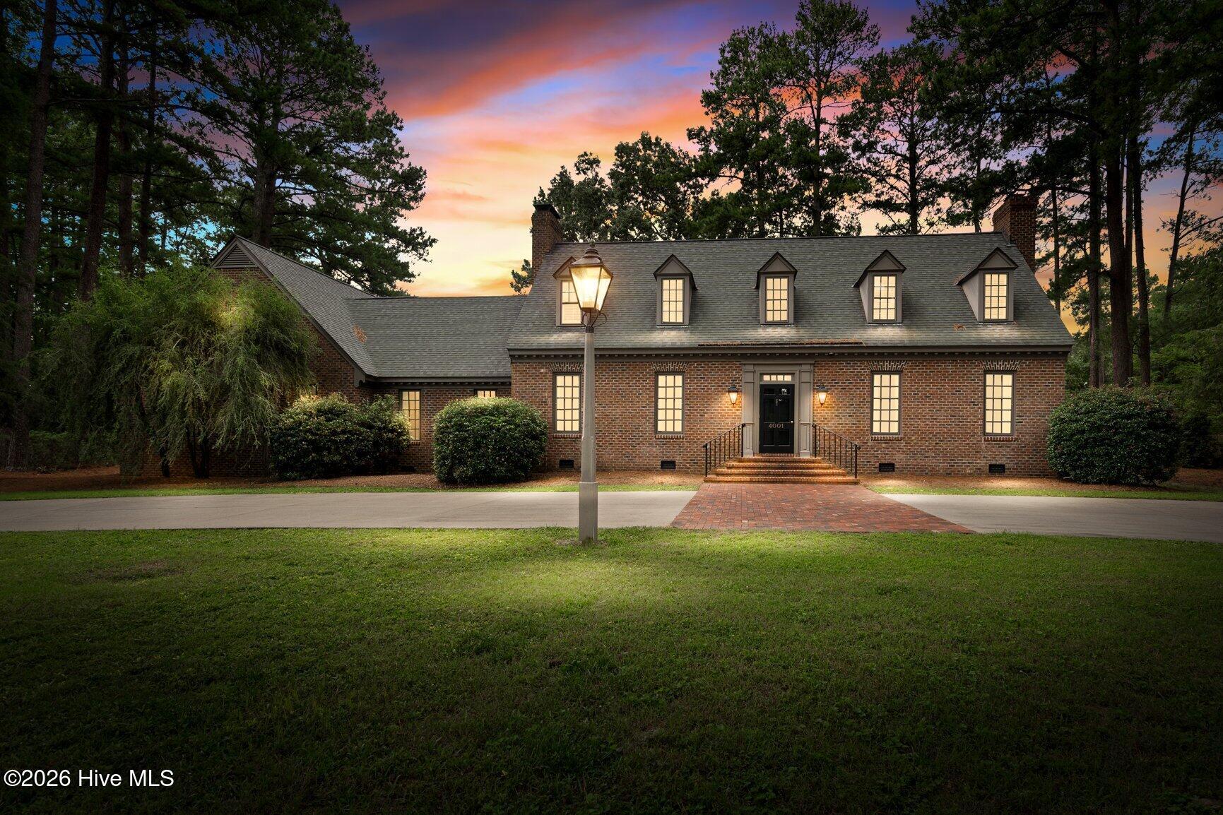 4001 Lochinvar Lane