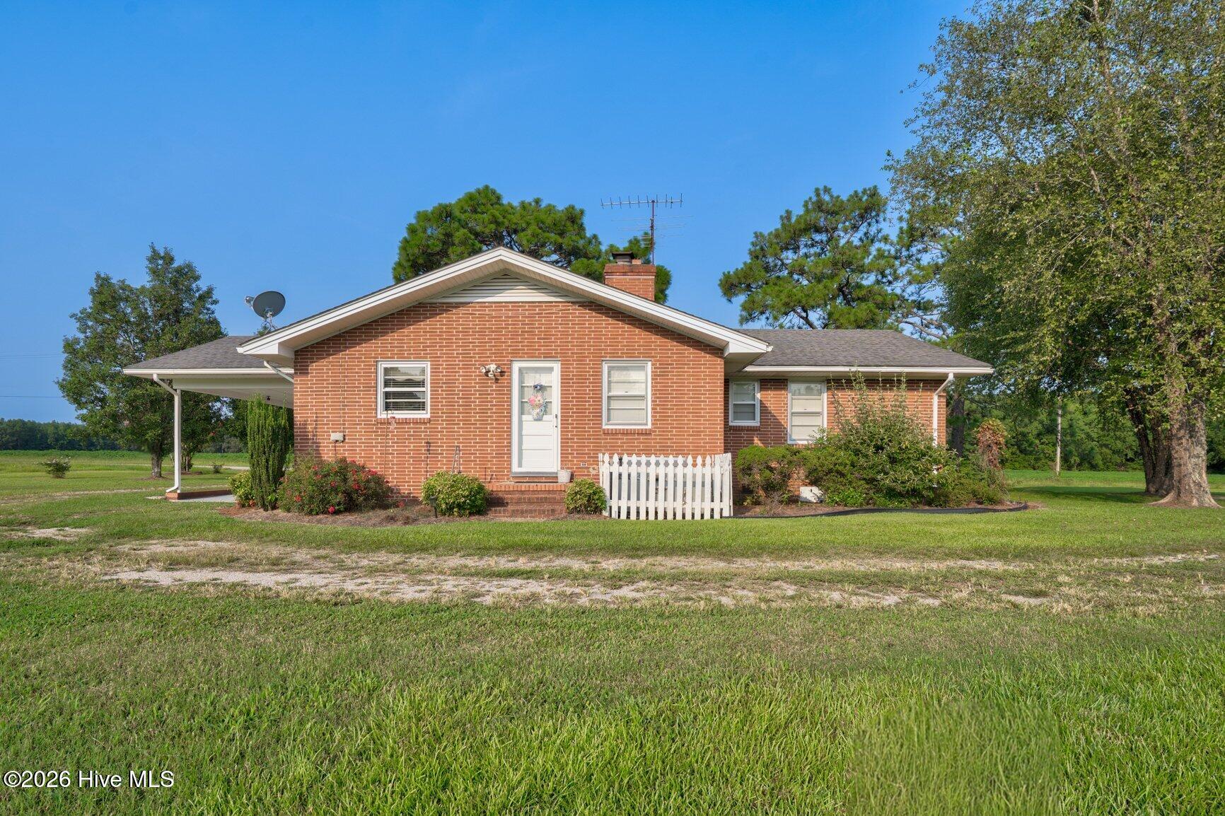 2281 S Old Carriage Road