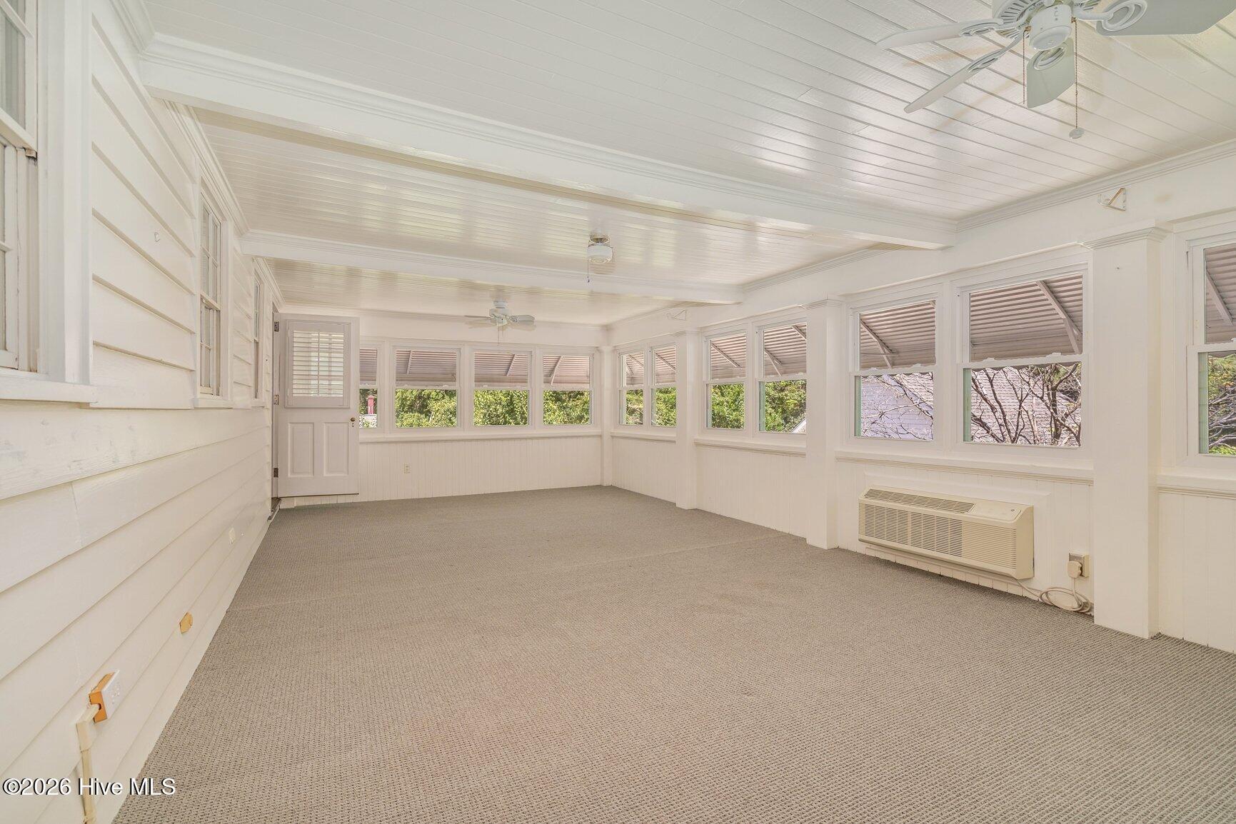 1608 Lafayette Avenue