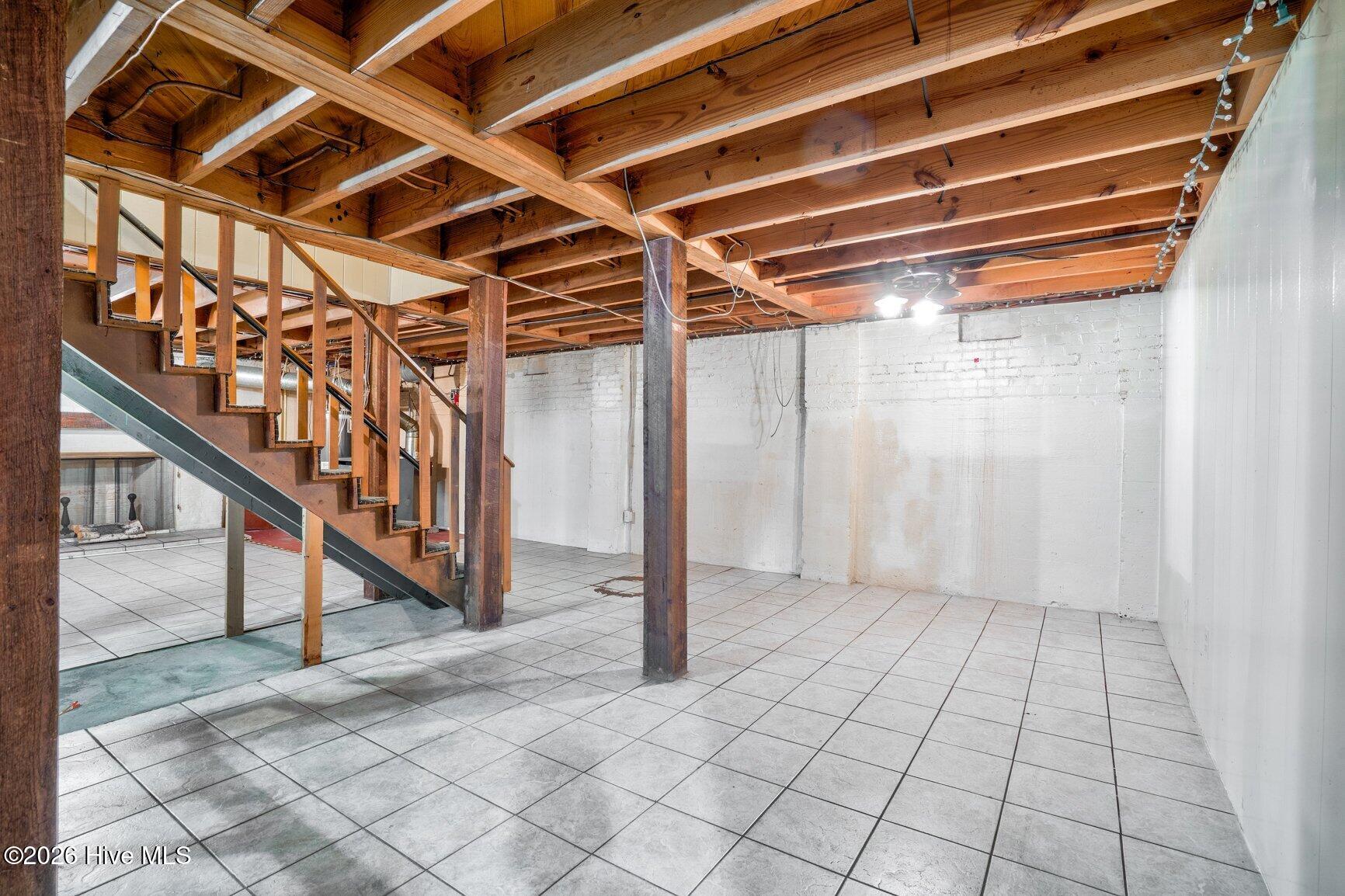 1608 Lafayette Avenue