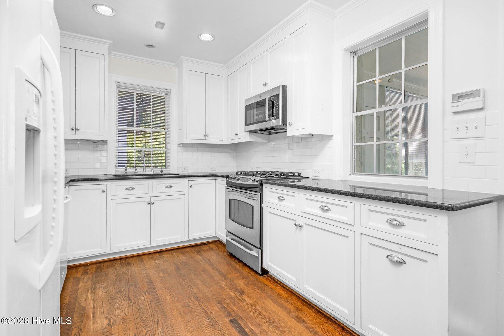 1608 Lafayette Avenue