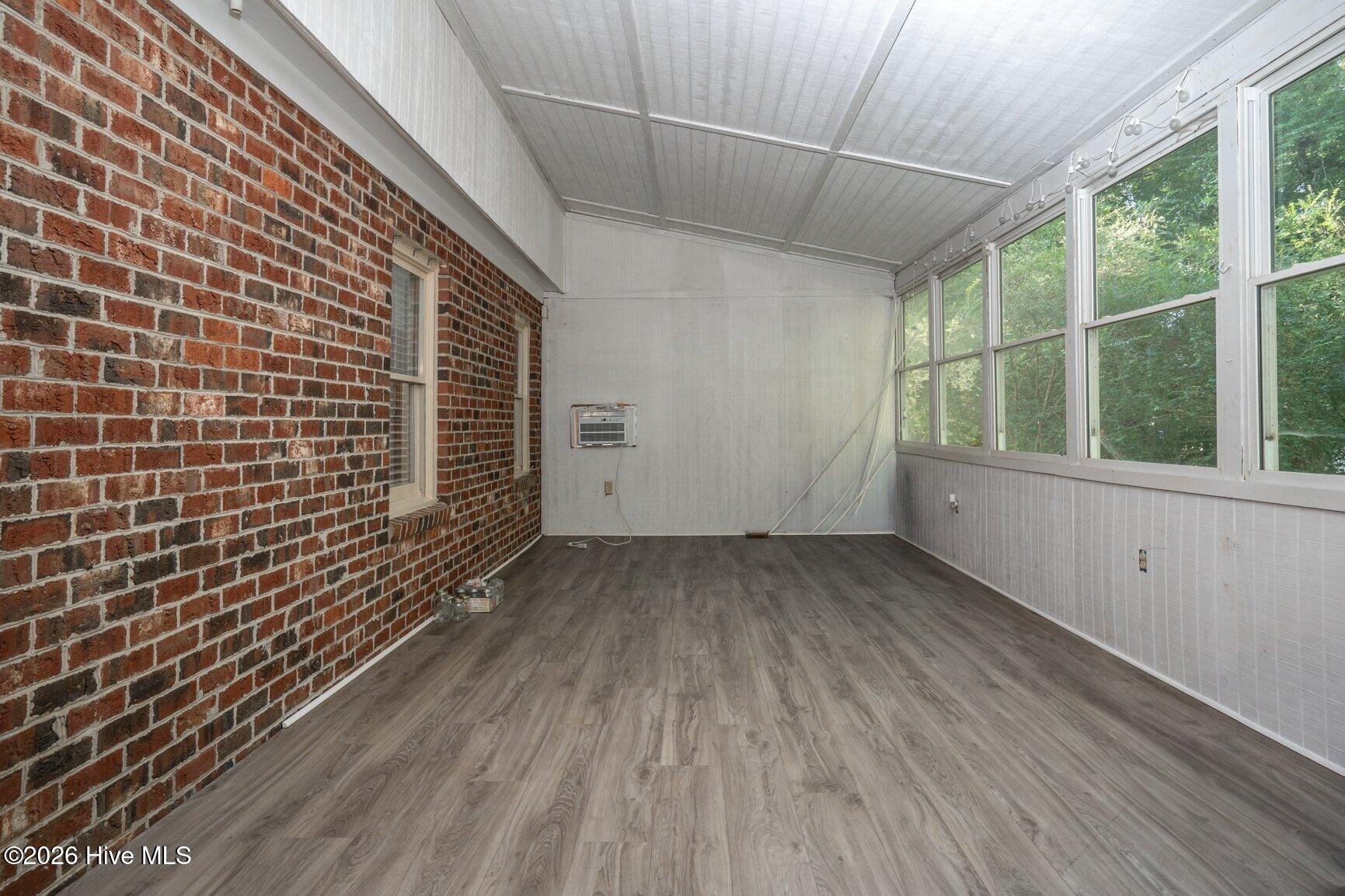 1020 Ridgemeadow Lane