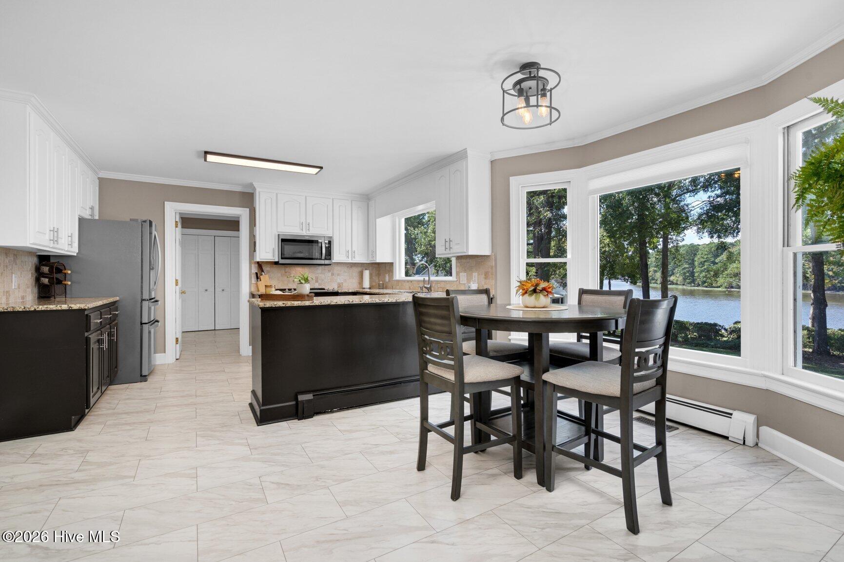 6992 Riverpoint Road