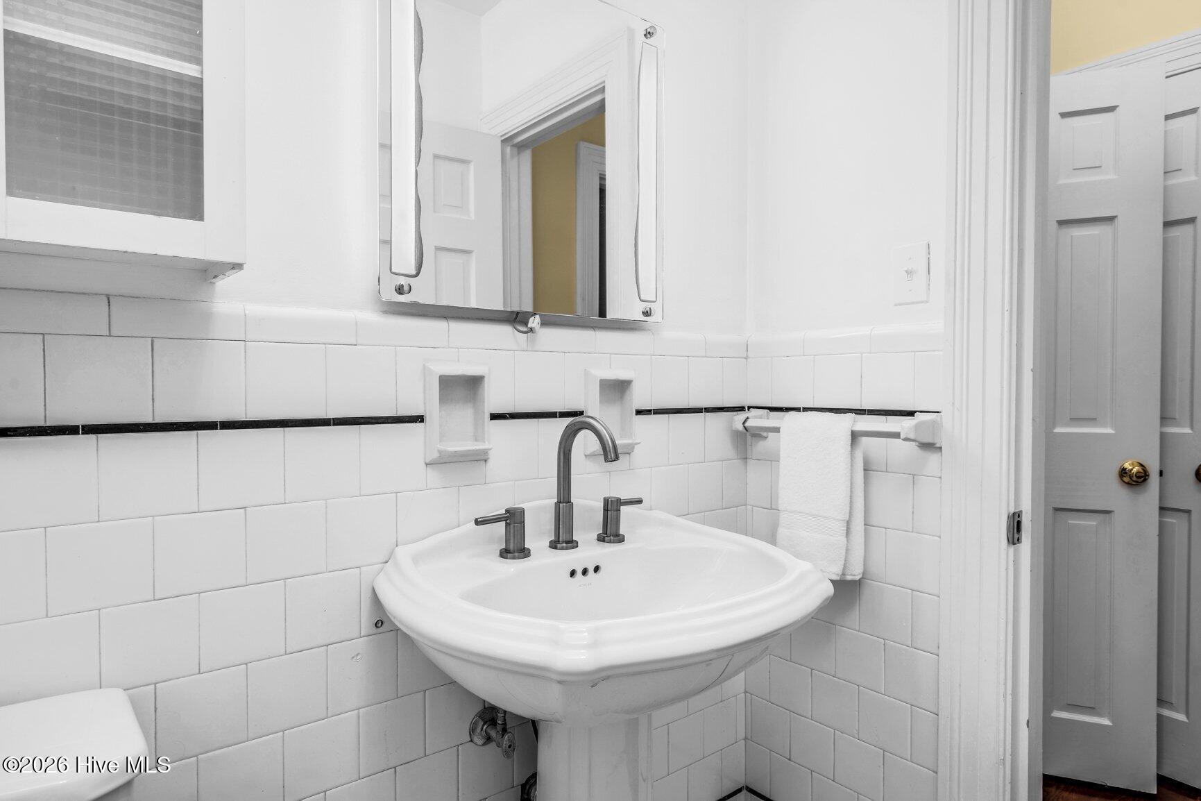 408 Piedmont Avenue