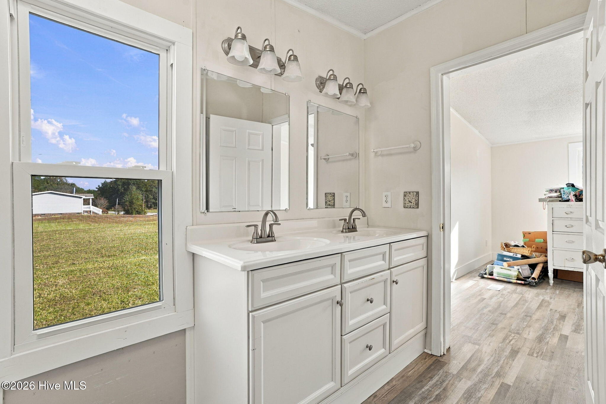 12801 N Carolina 43