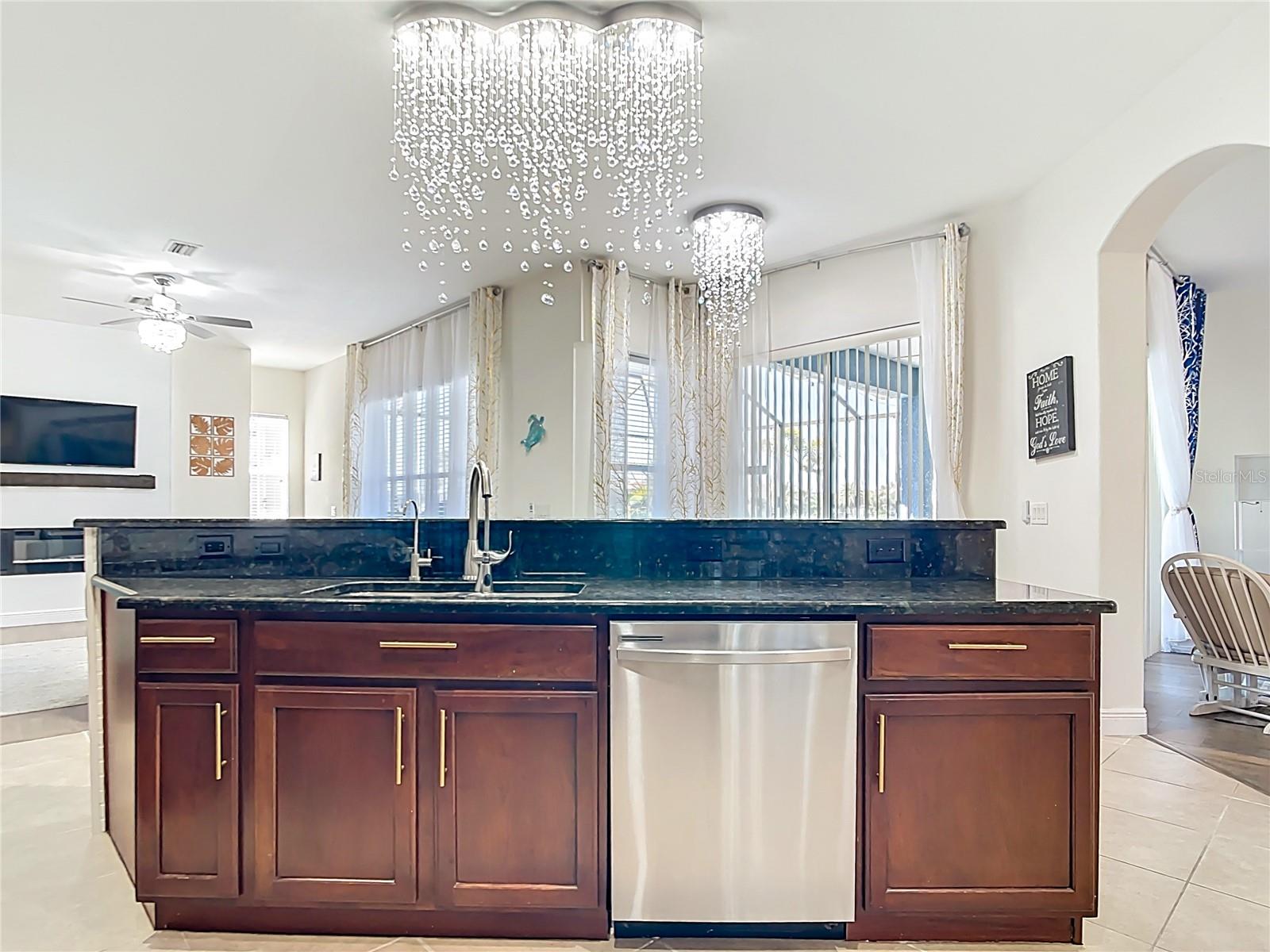1167 ROTONDA CIR