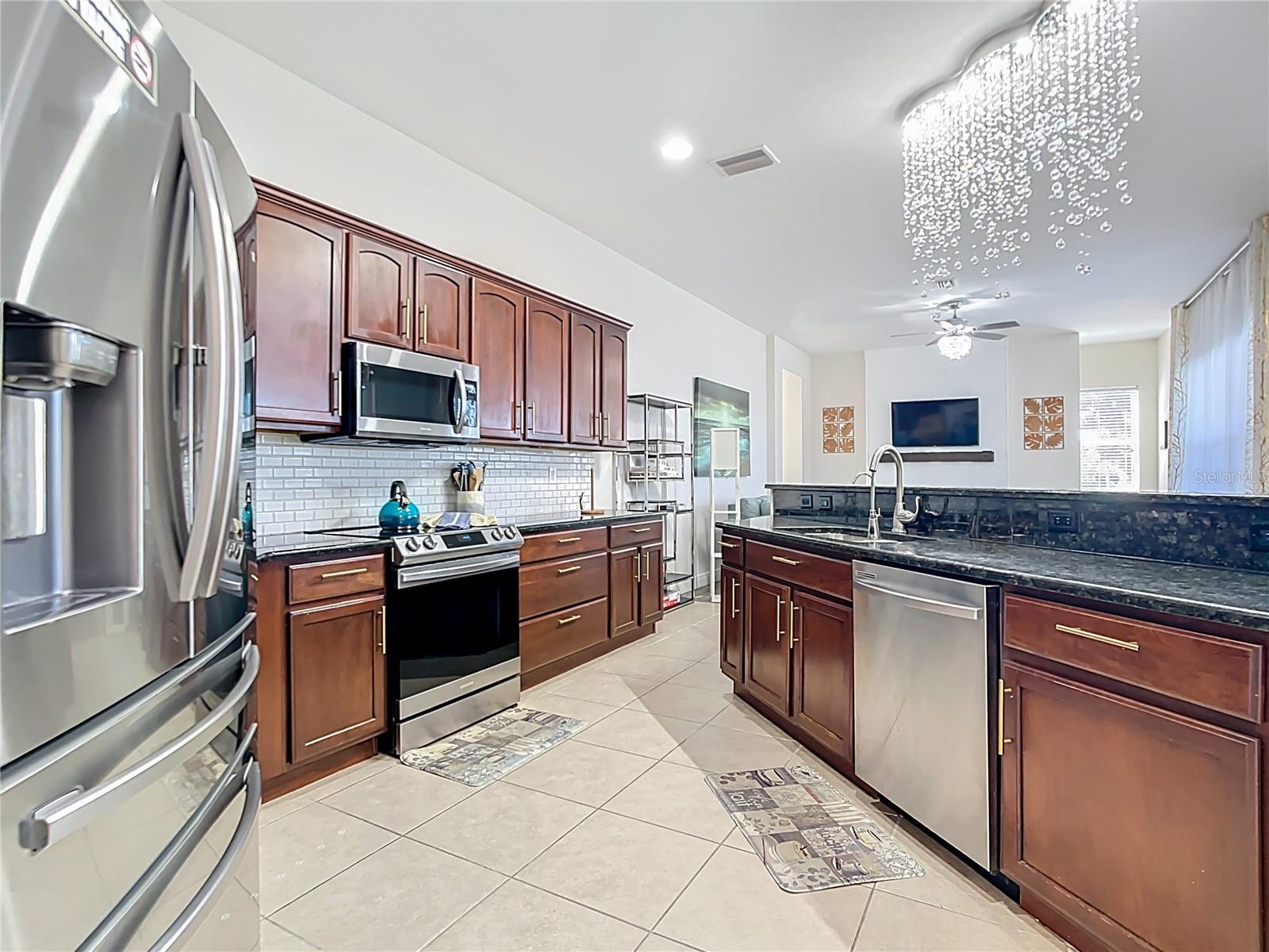 1167 ROTONDA CIR