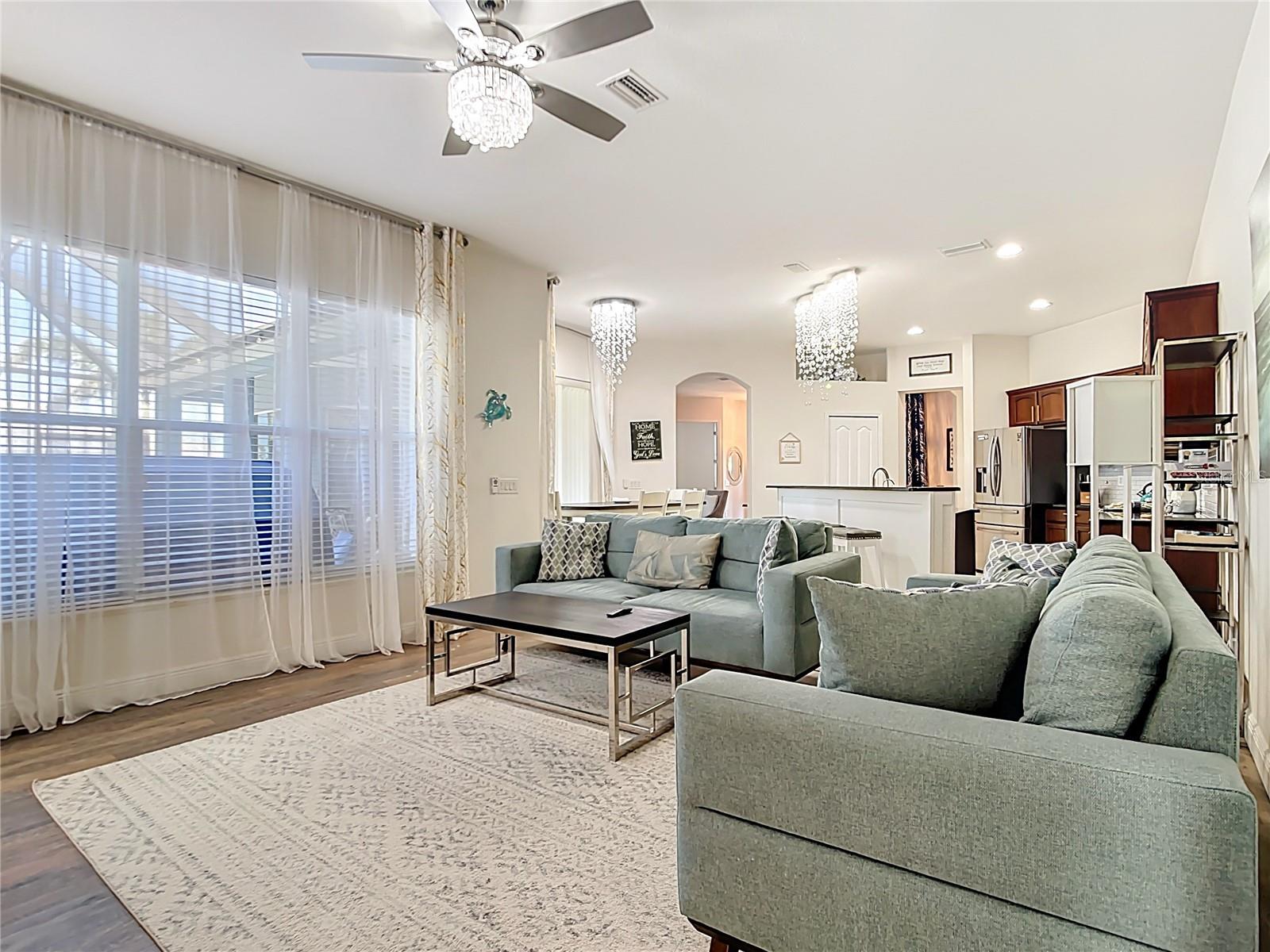 1167 ROTONDA CIR