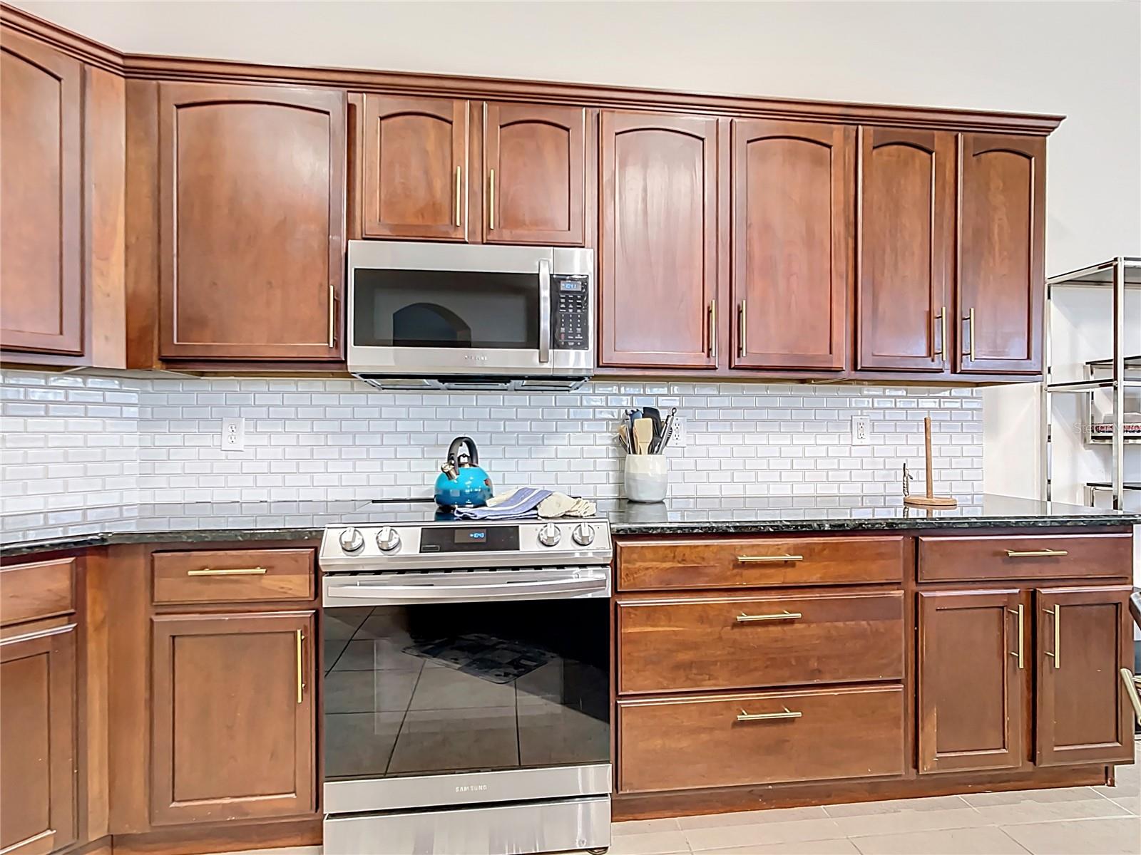 1167 ROTONDA CIR