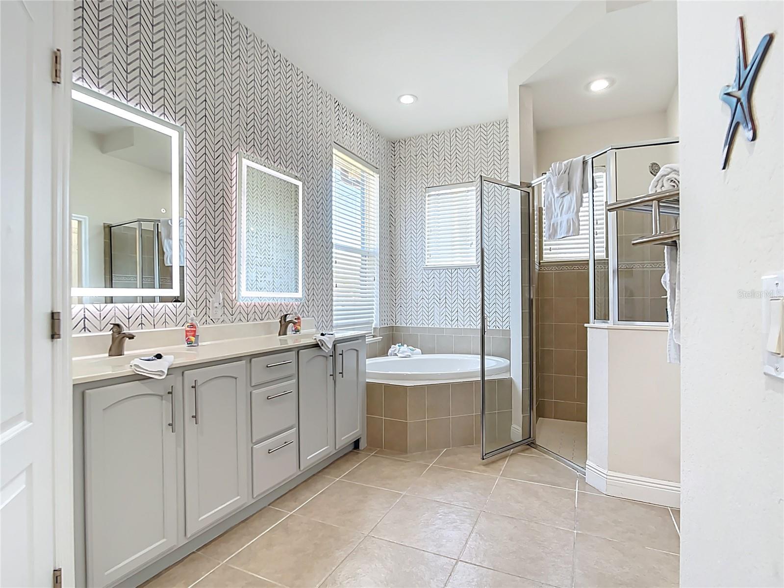 1167 ROTONDA CIR