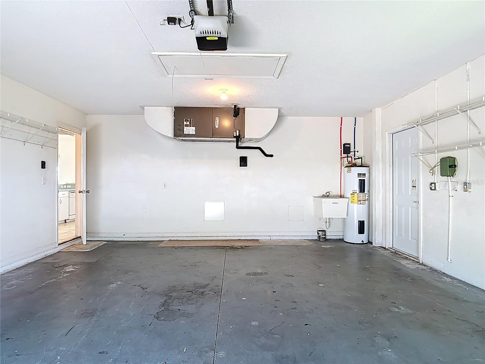 104 MARK TWAIN LN