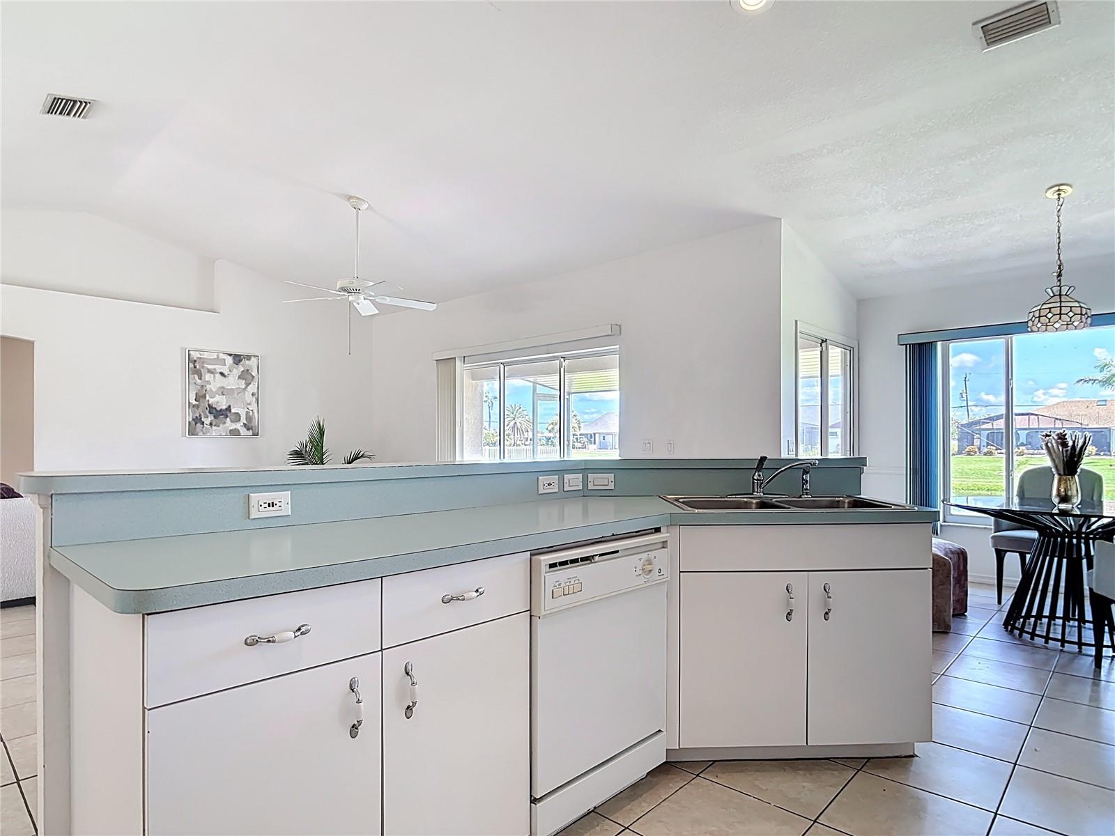 104 MARK TWAIN LN