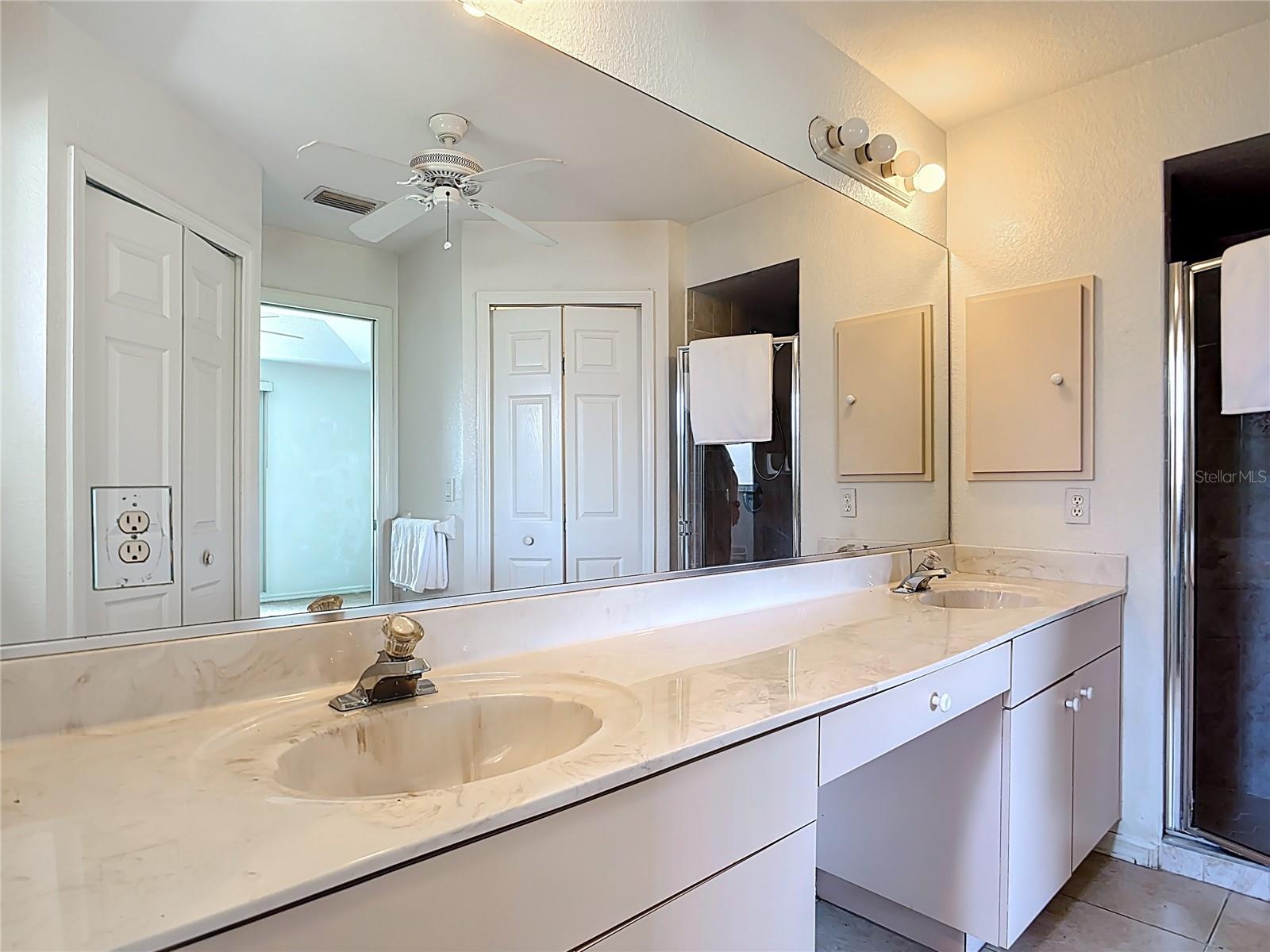 104 MARK TWAIN LN