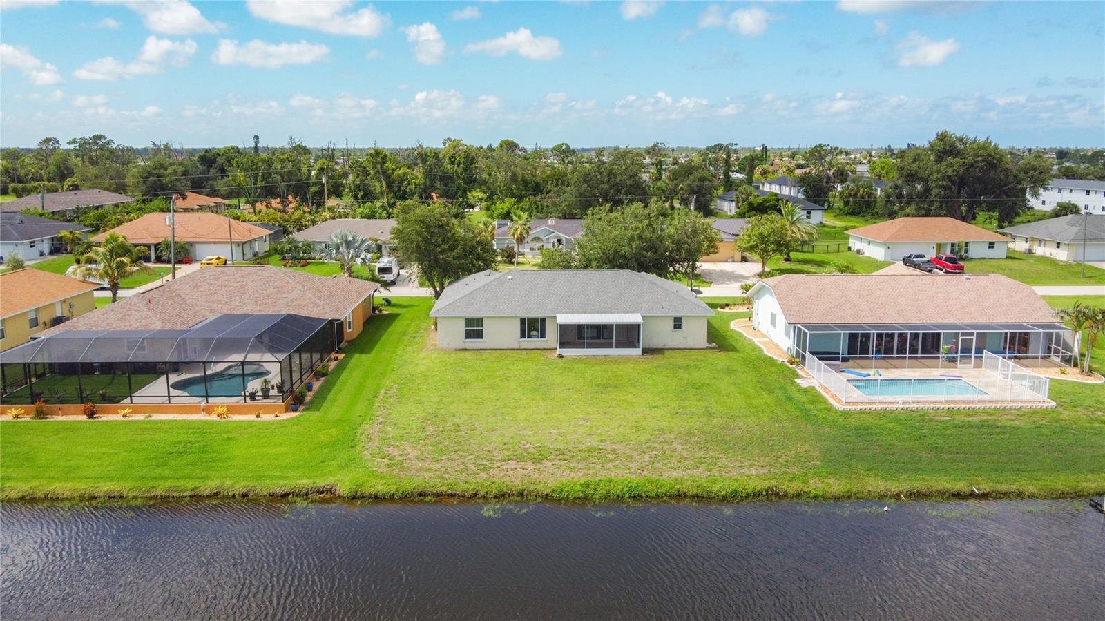 104 MARK TWAIN LN