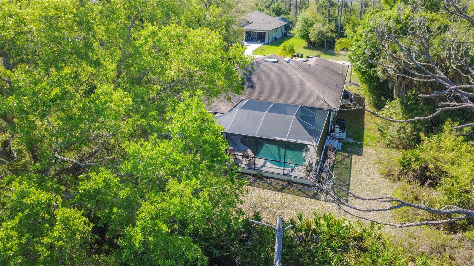 208 JENNIFER DR