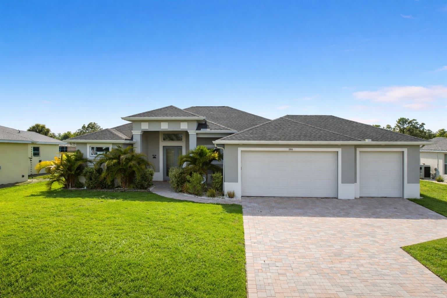186 FAIRWAY RD
