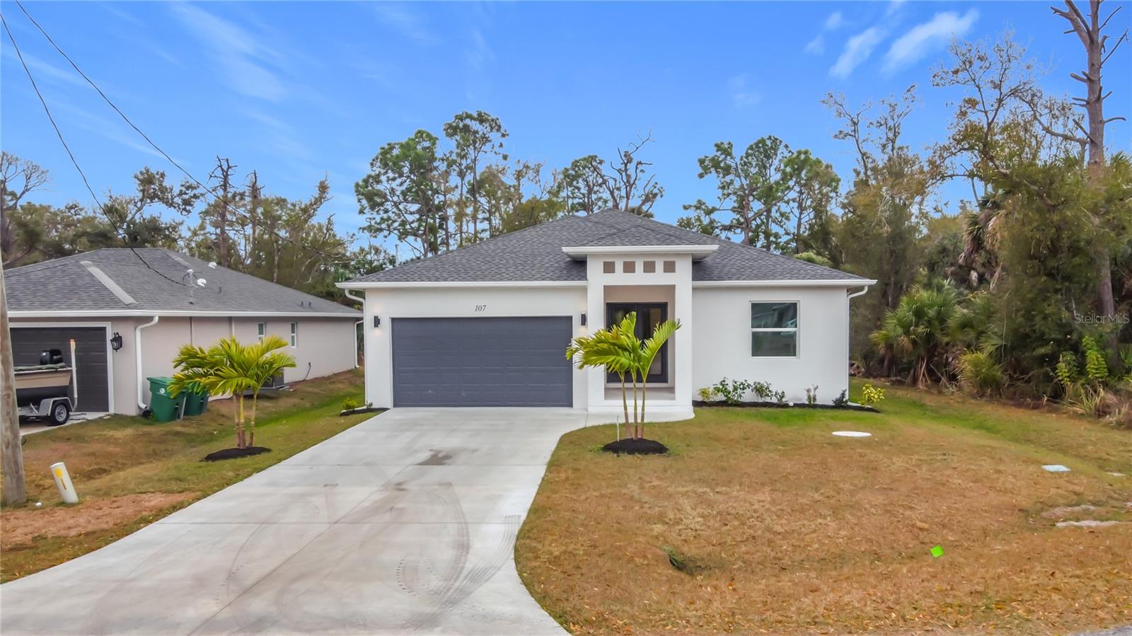 107 SWAN DR