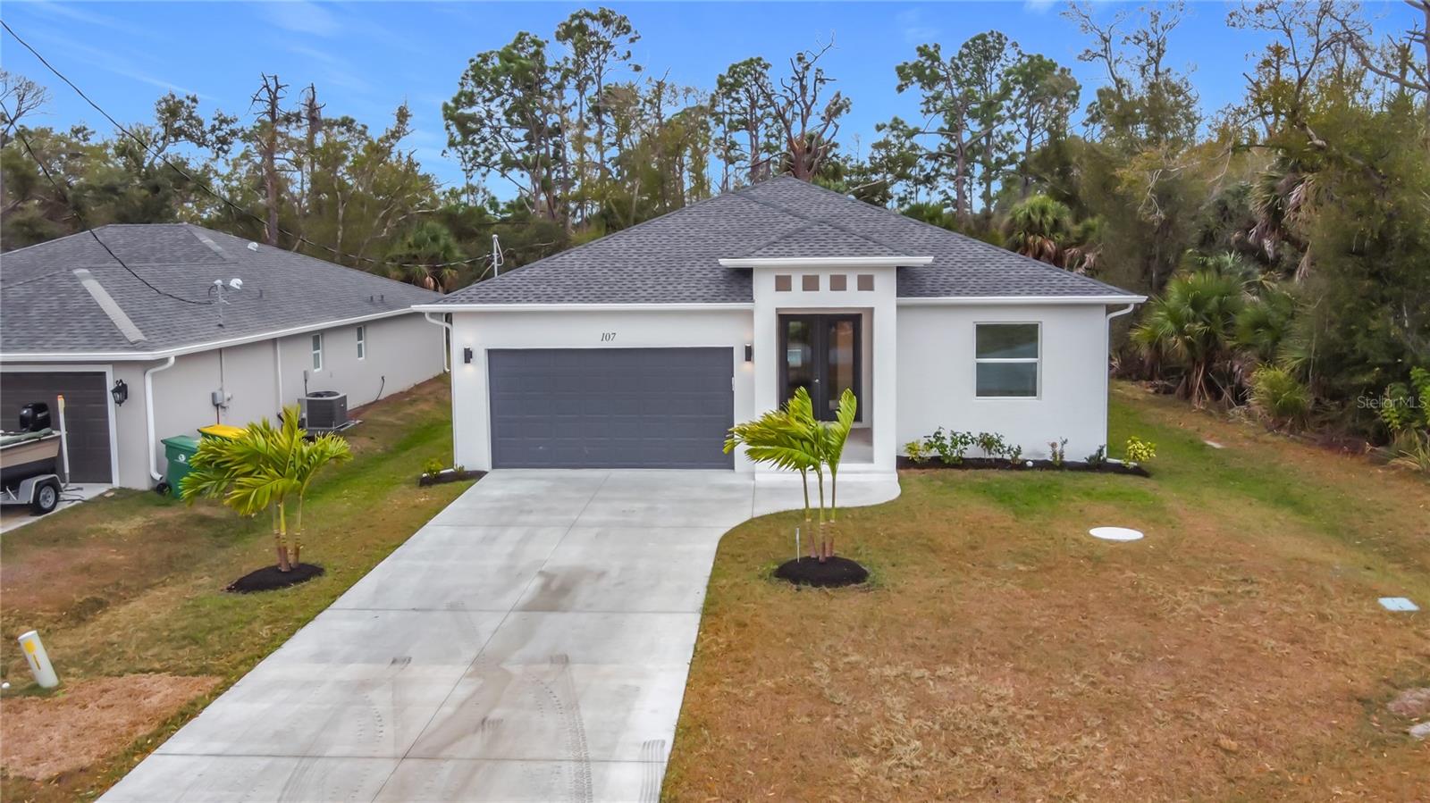 107 SWAN DR