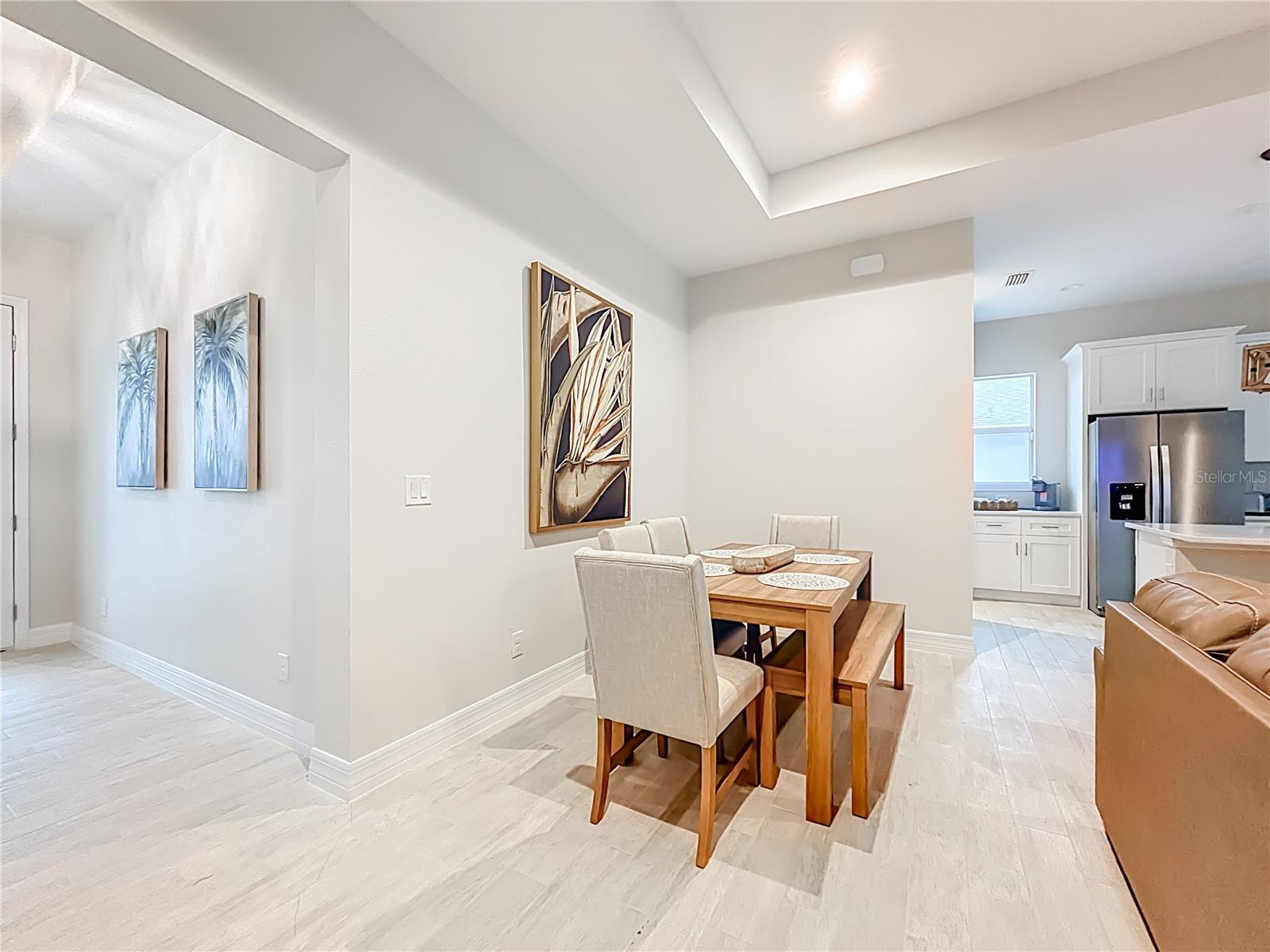 107 SWAN DR