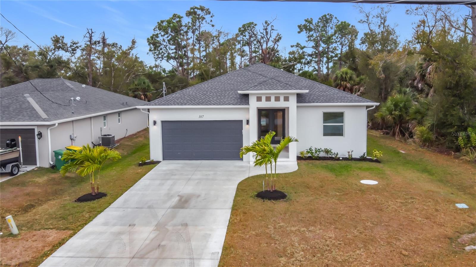107 SWAN DR