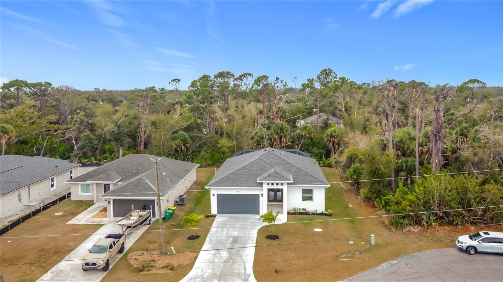 107 SWAN DR