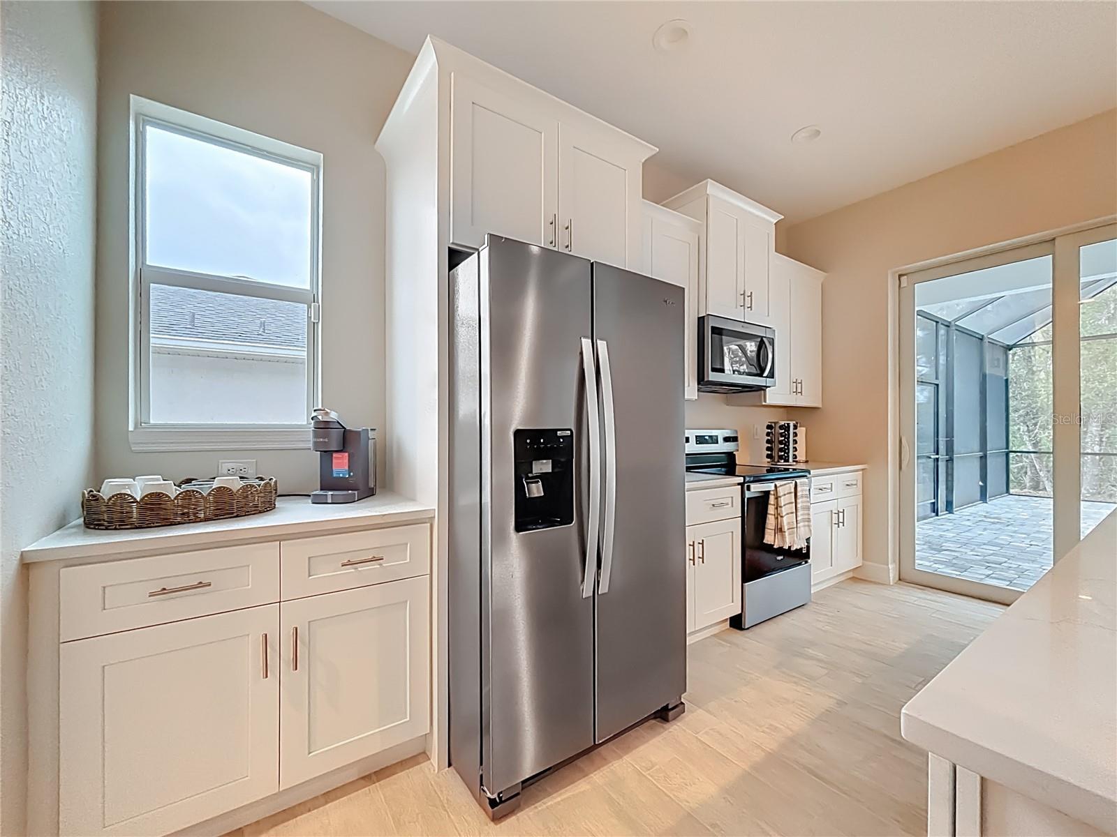 107 SWAN DR