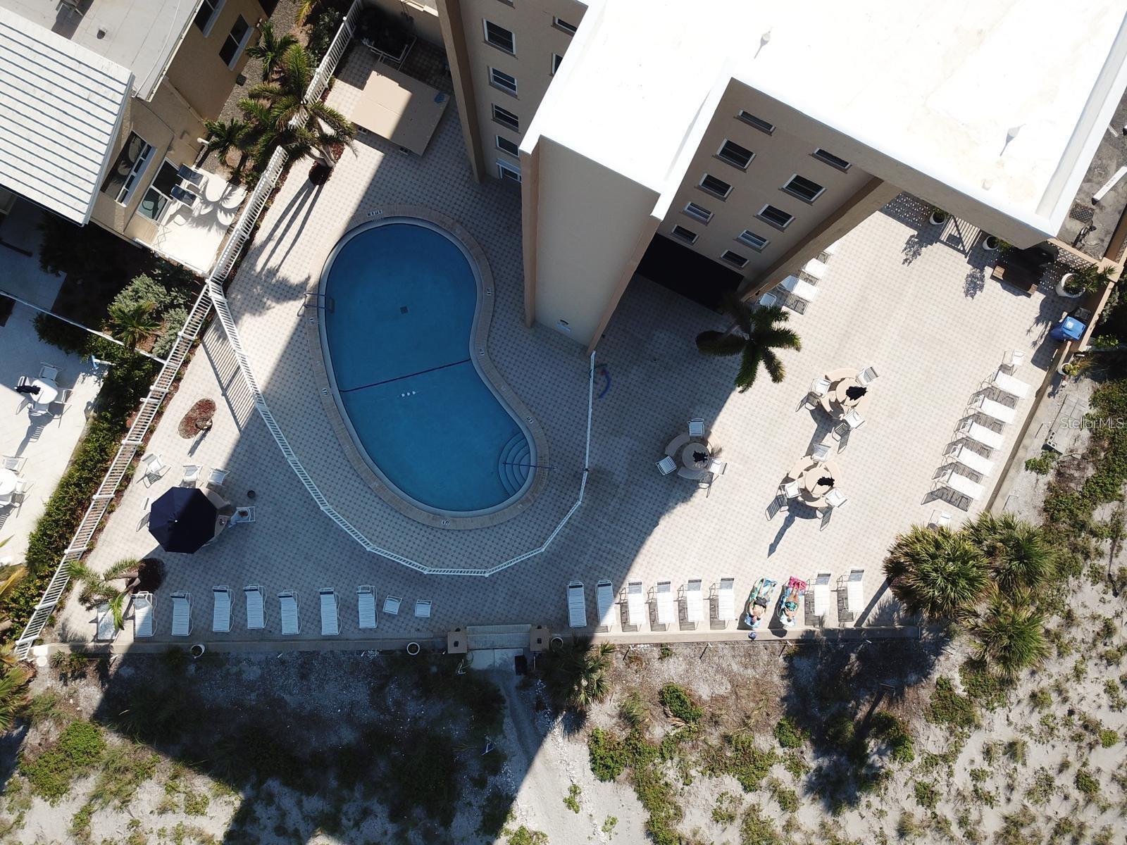 1255 TARPON CENTER DR #612