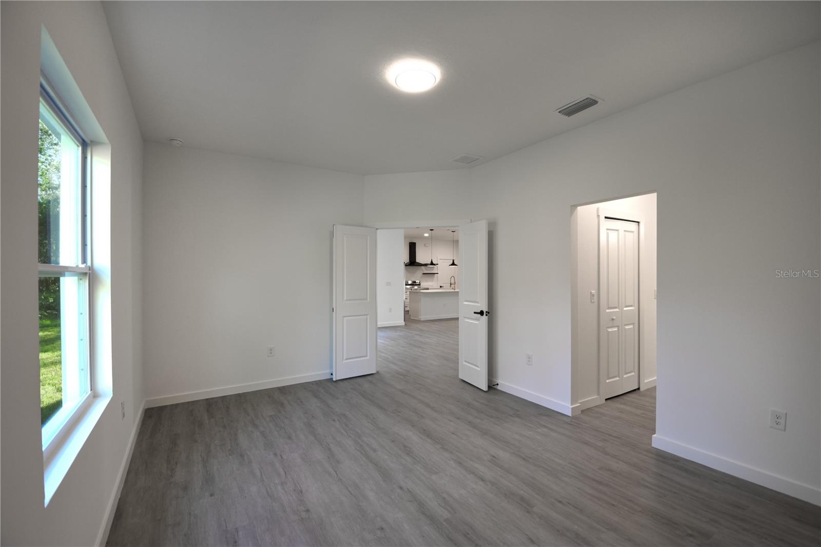 18380 DAKOTA AVE