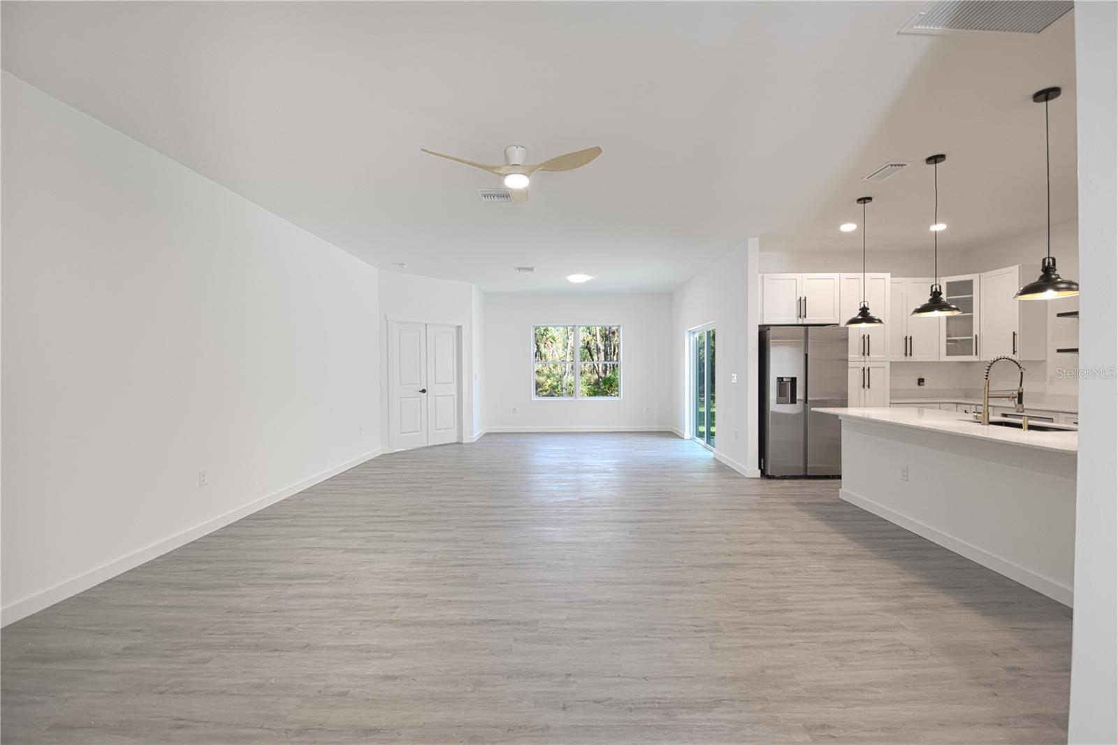 18380 DAKOTA AVE