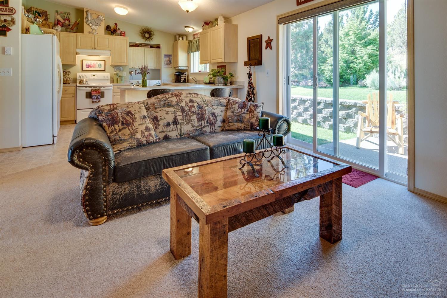 8000 SW Ridge Lane