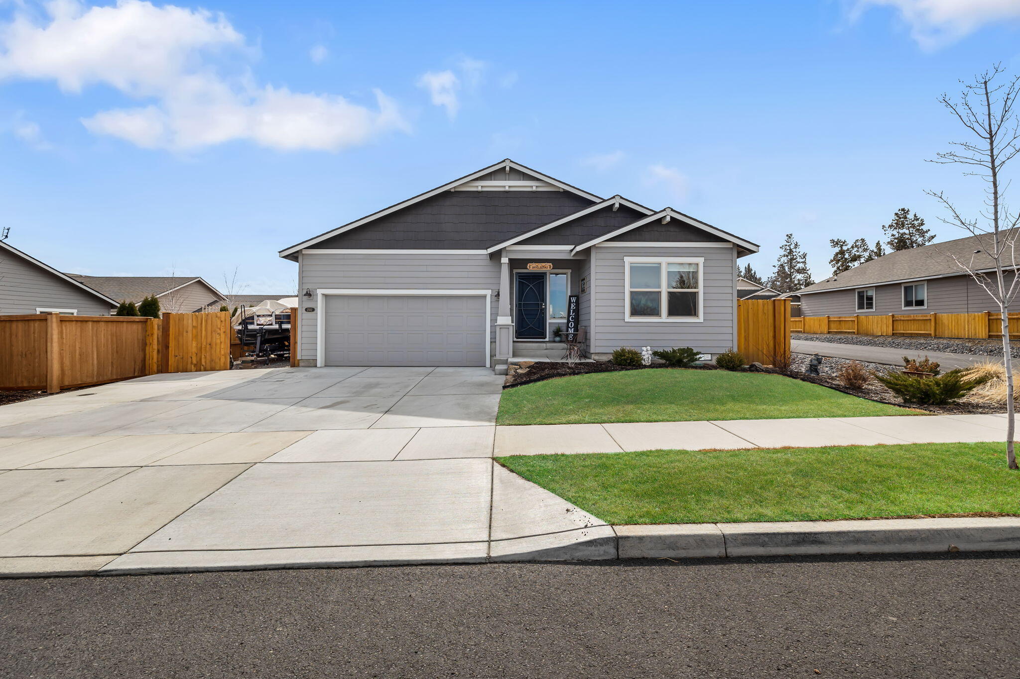 2552 SW Metolius Avenue