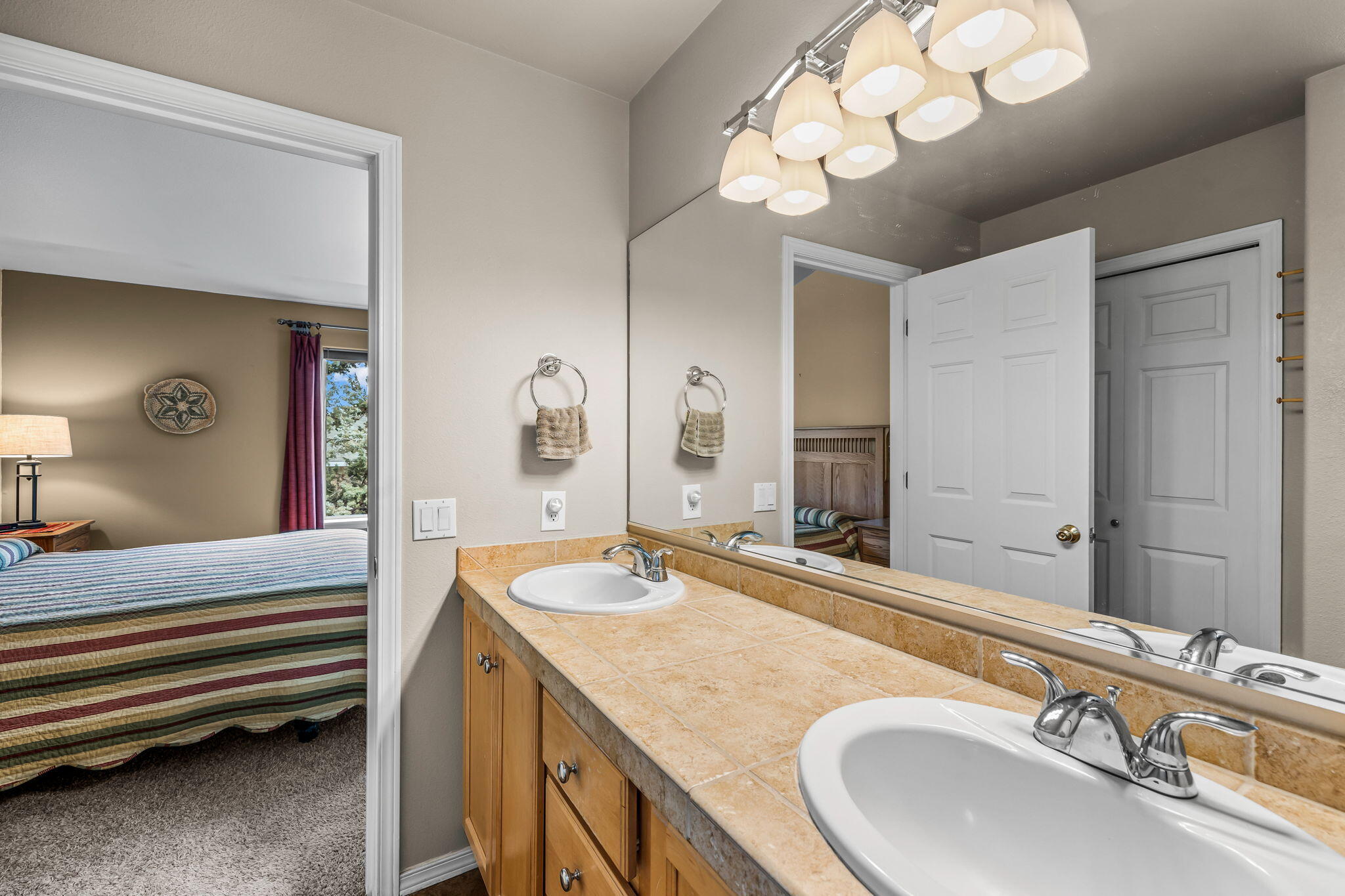 2534 SW 35th Court