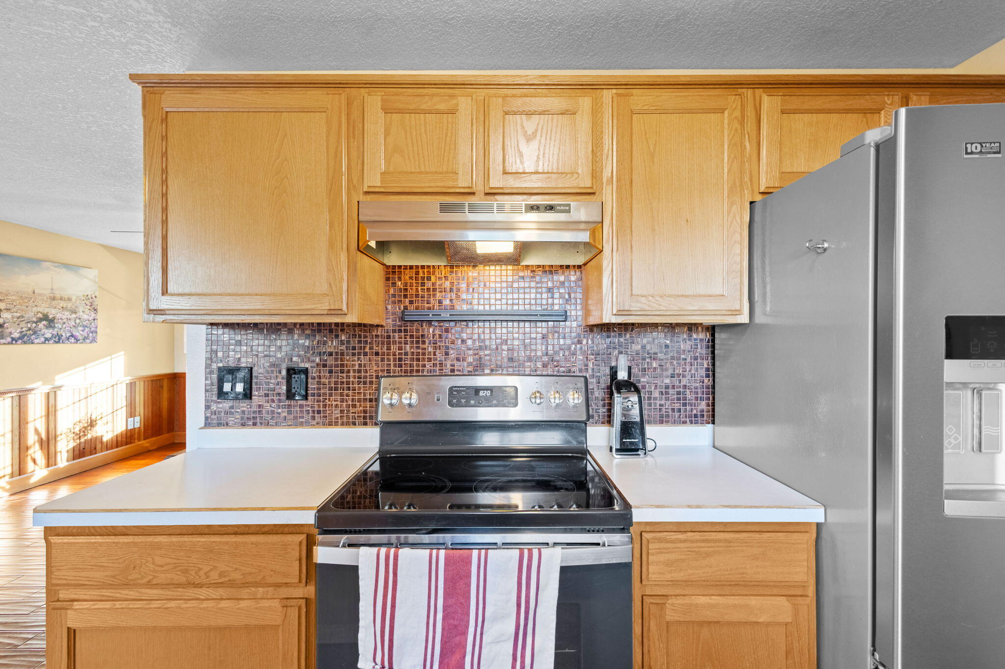 634 NE Sandstone Court, 1