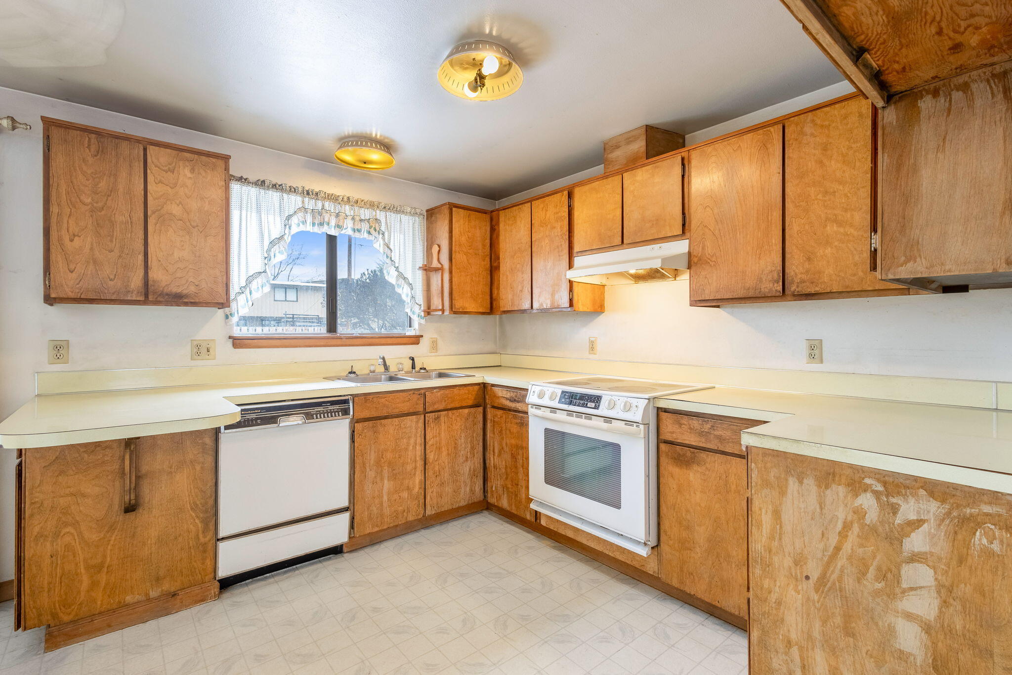 135 SW 5th Street