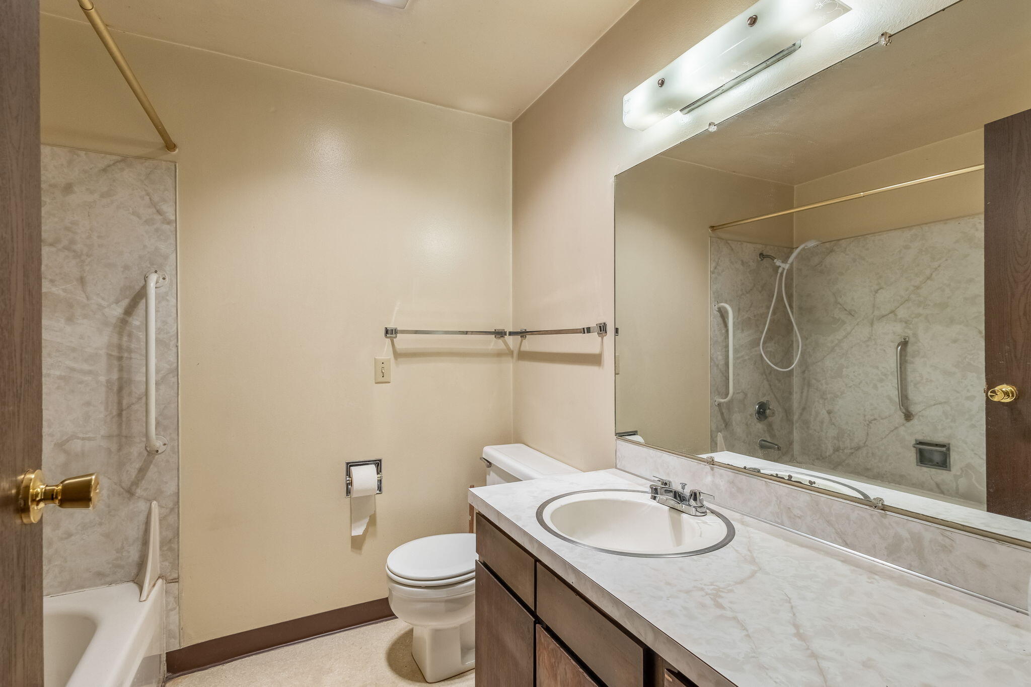 135 SW 5th Street