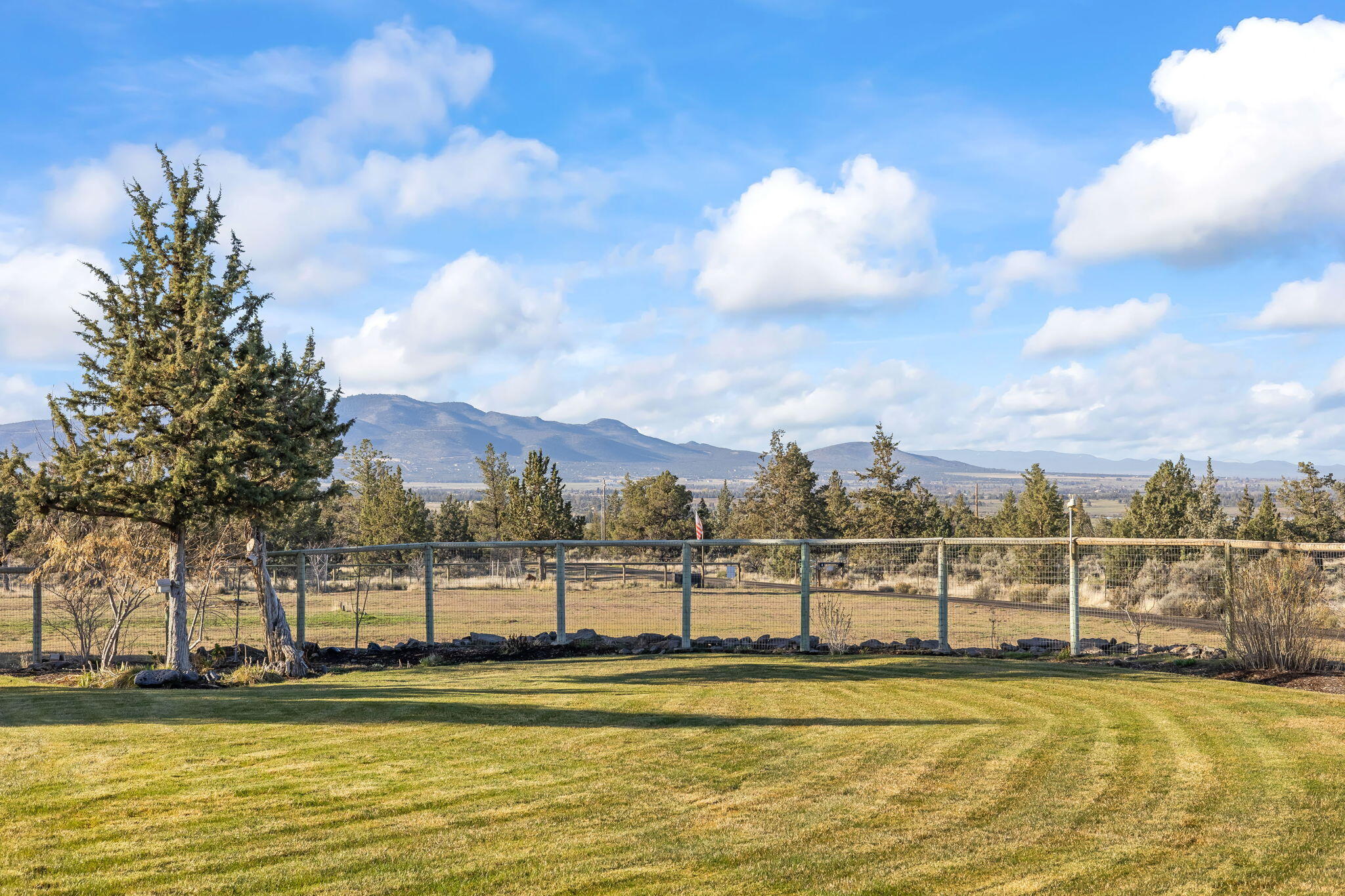 1120 NW McDaniel Road