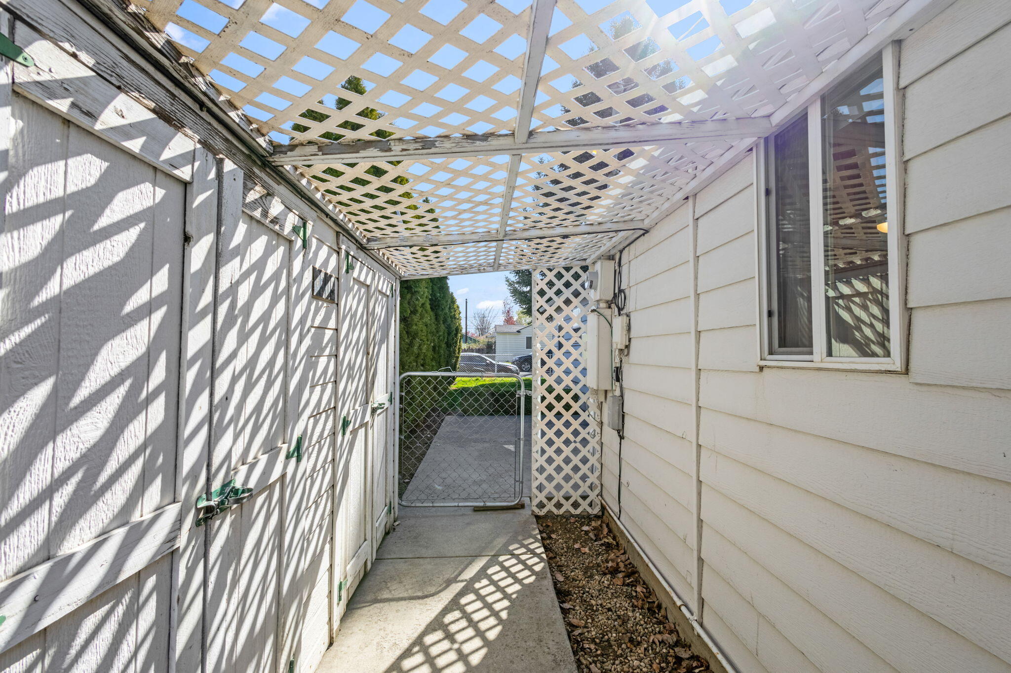 1309 SW Kalama Avenue