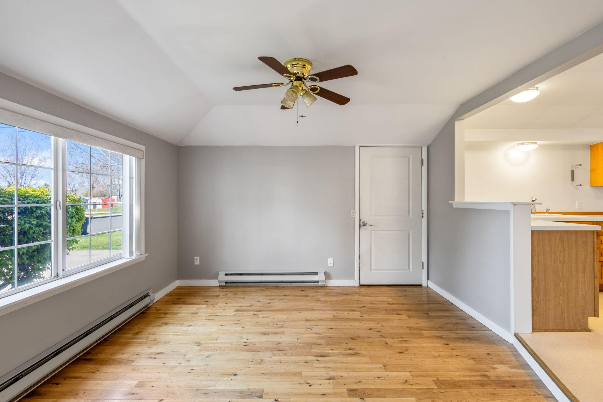 1309 SW Kalama Avenue