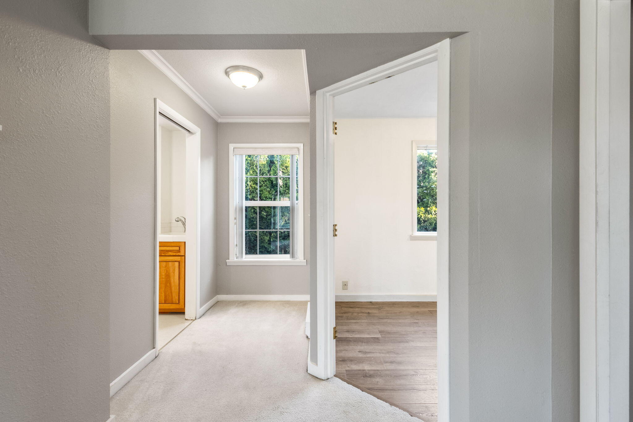 1309 SW Kalama Avenue