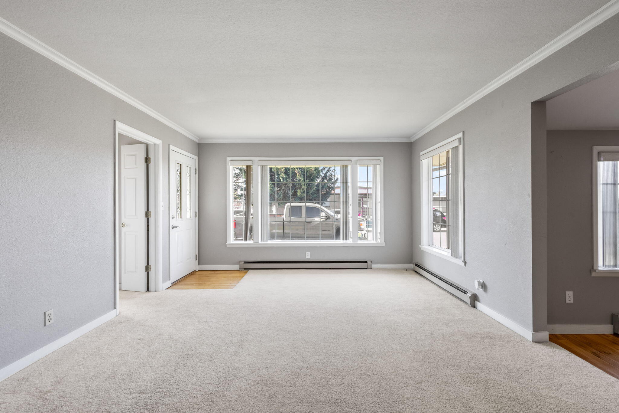 1309 SW Kalama Avenue