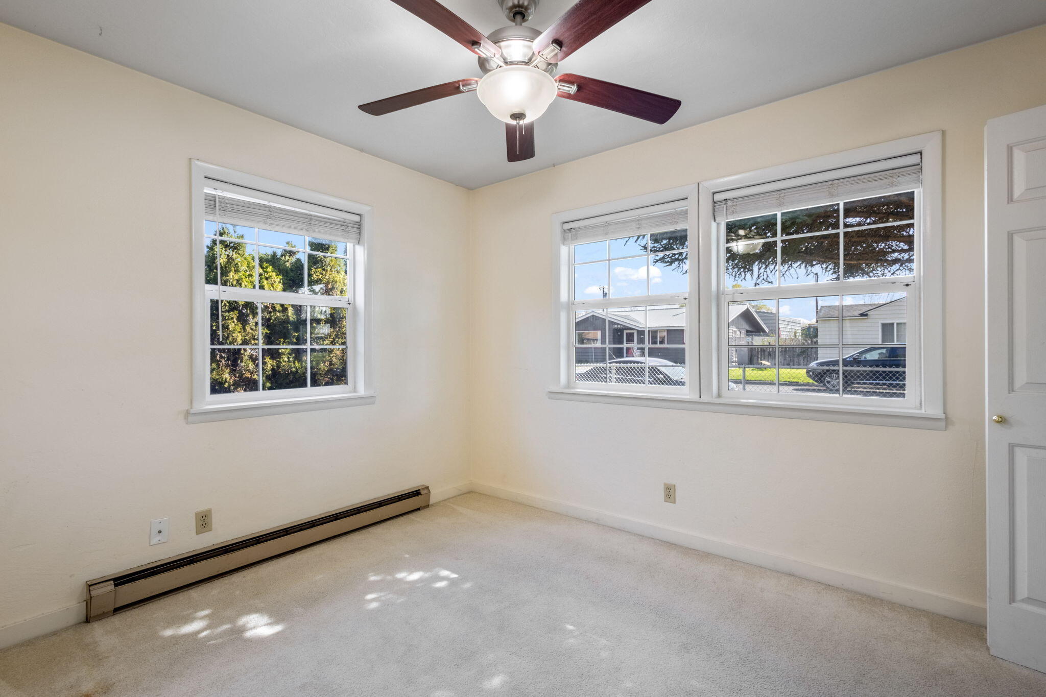 1309 SW Kalama Avenue